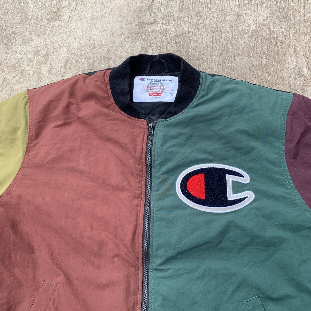 Champion × Supreme Supreme x Champion ‘017 Colour Blocked Jacket Size US XL / EU 56 / 4 - 3 Thumbnail