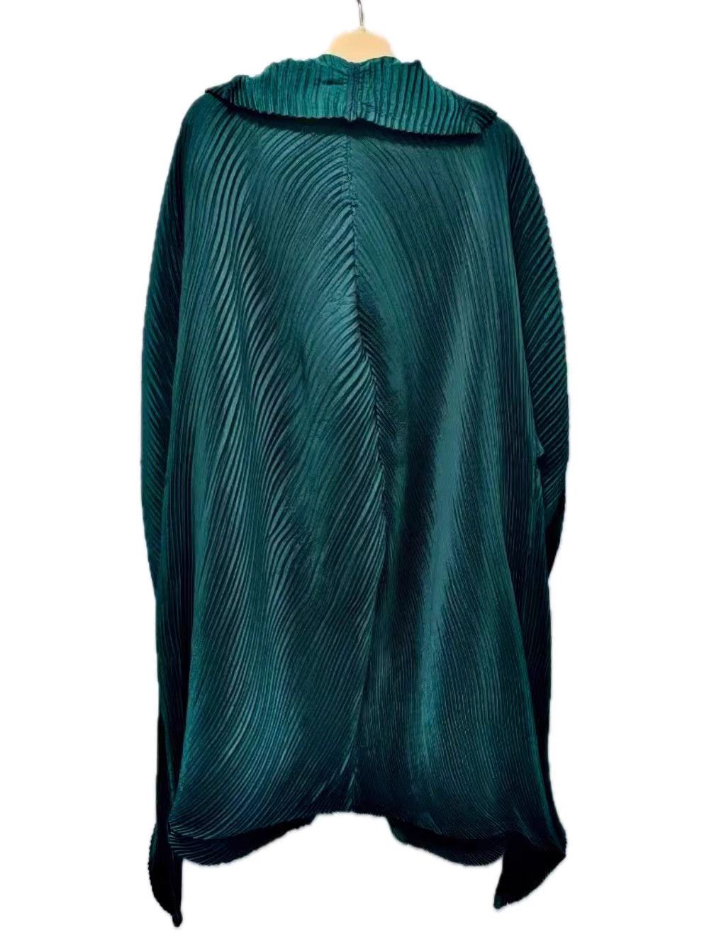 Issey Miyake ISSEY MIYAKE Metallic Curved Pleated Coat K20 Size US M / EU 48-50 / 2 - 2 Thumbnail