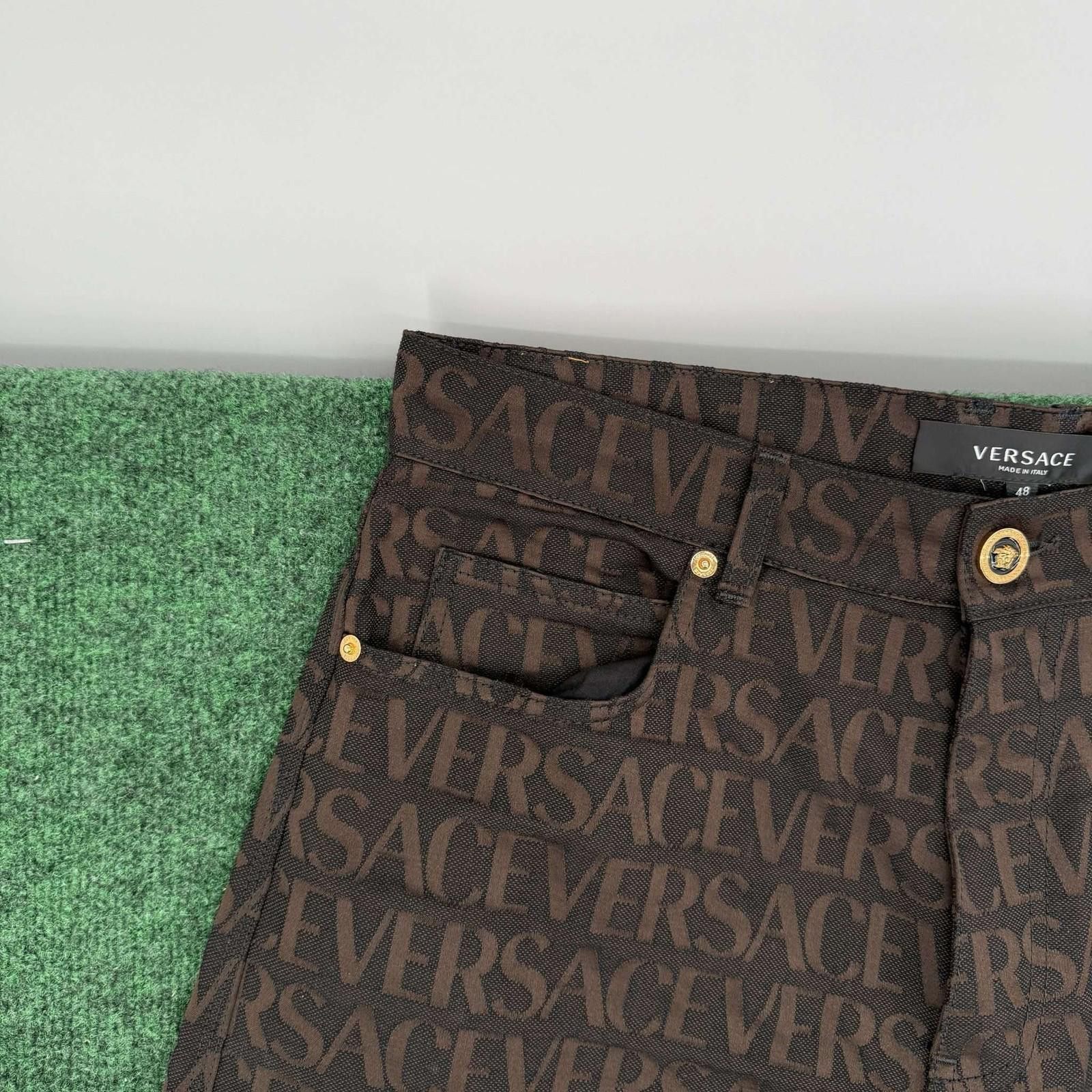 Versace Versace All-Over Logo Brown Denim Jeans 48 Used Size US 44 / EU 60 - 2 Thumbnail