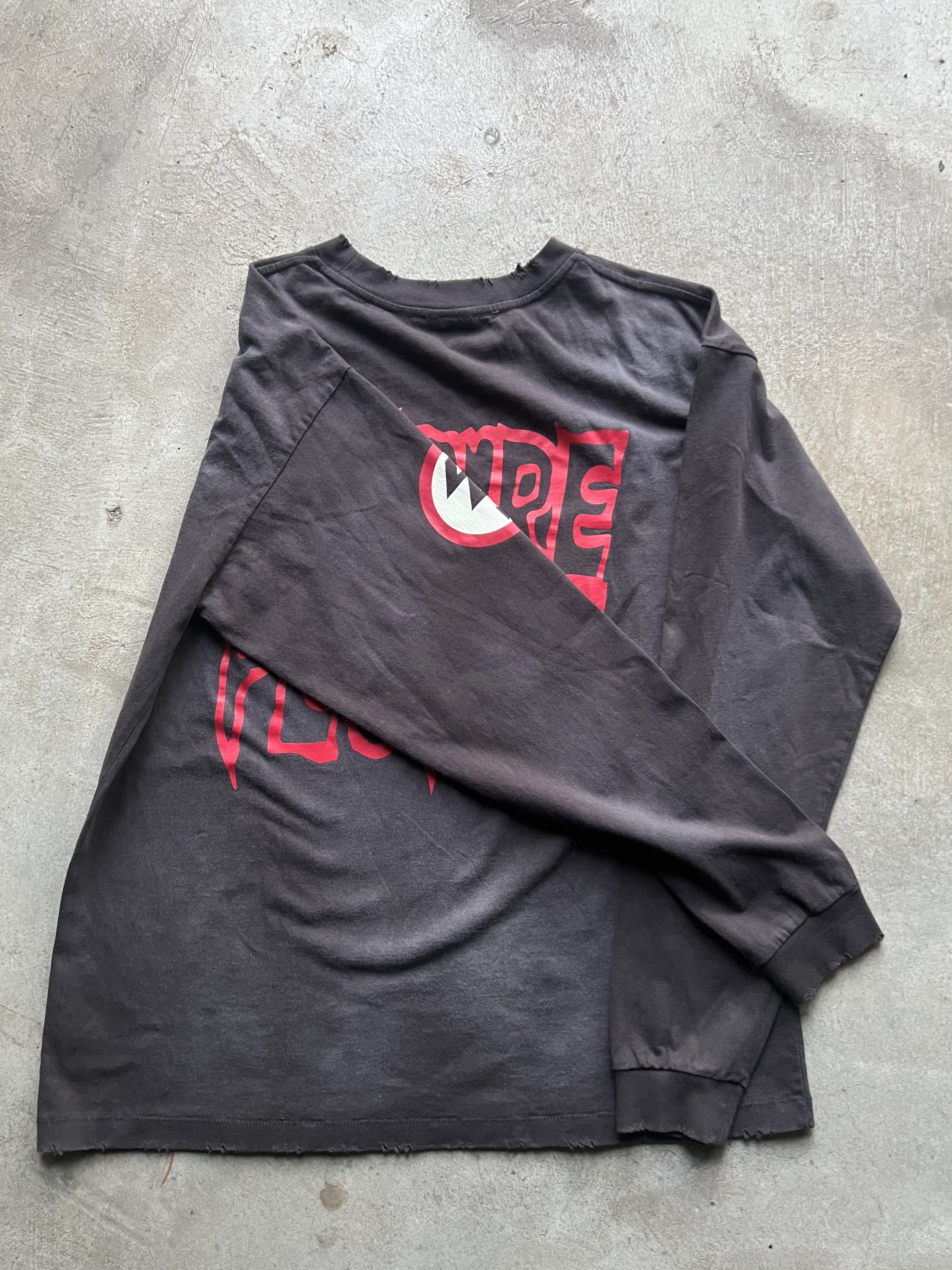 Saint Michael vampire people long sleeve Size US XL / EU 56 / 4 - 2 Thumbnail