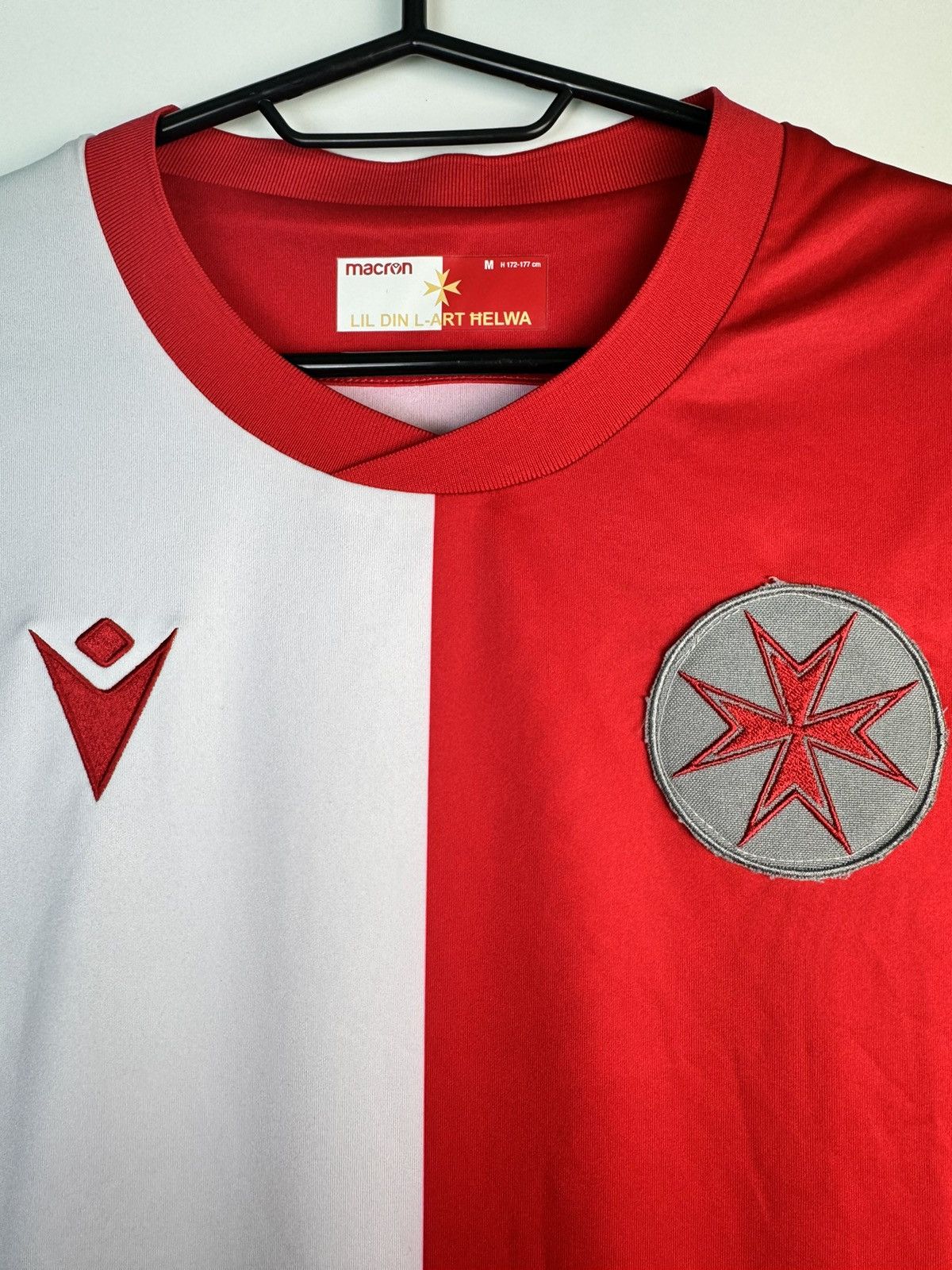 Macron Macron fc Malta soccer jersey rare football shirt Size US M / EU 48-50 / 2 - 3 Thumbnail