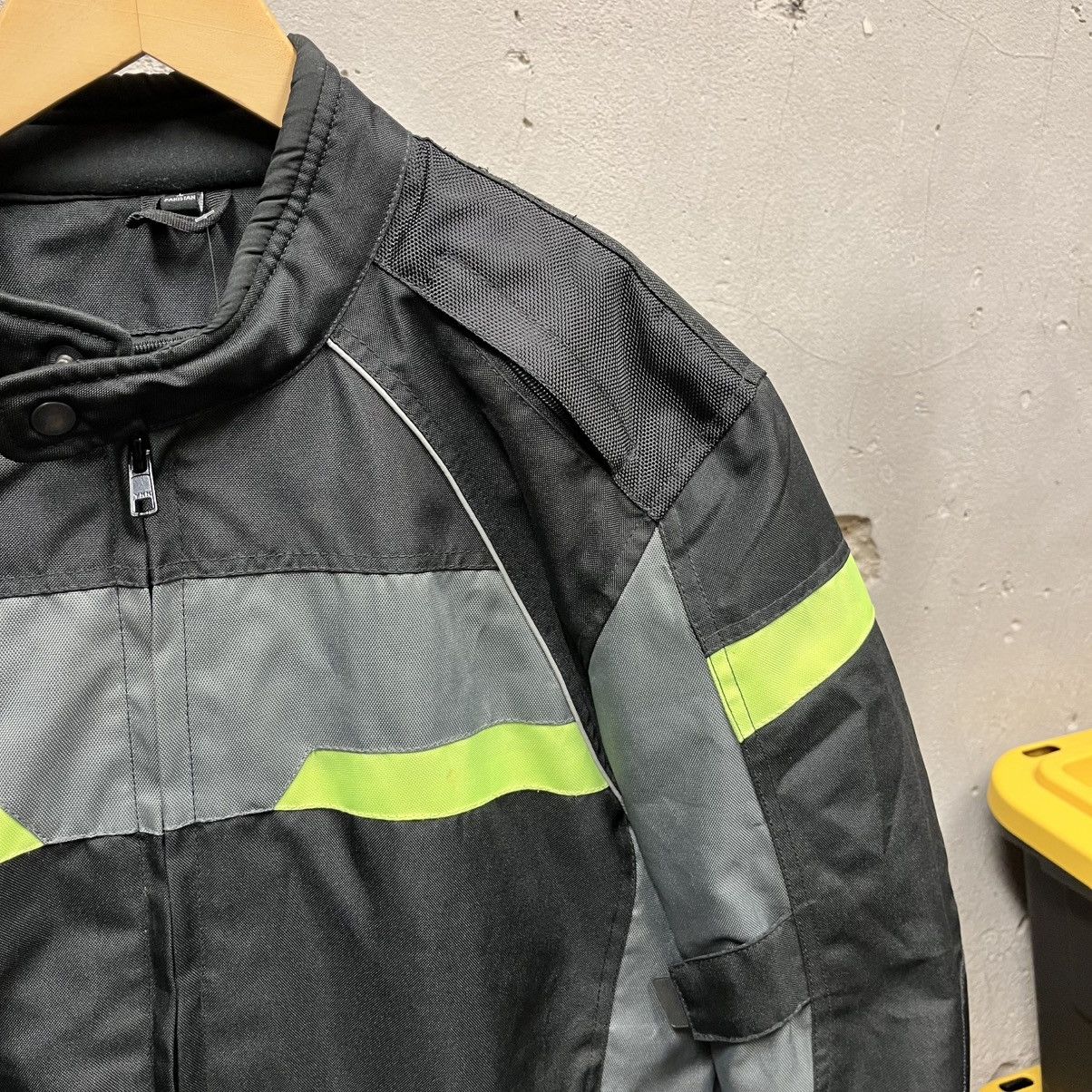 Other Black & Neon Green Colorblock Zip Riding Motorcycle Jacket Size US L / EU 52-54 / 3 - 3 Thumbnail