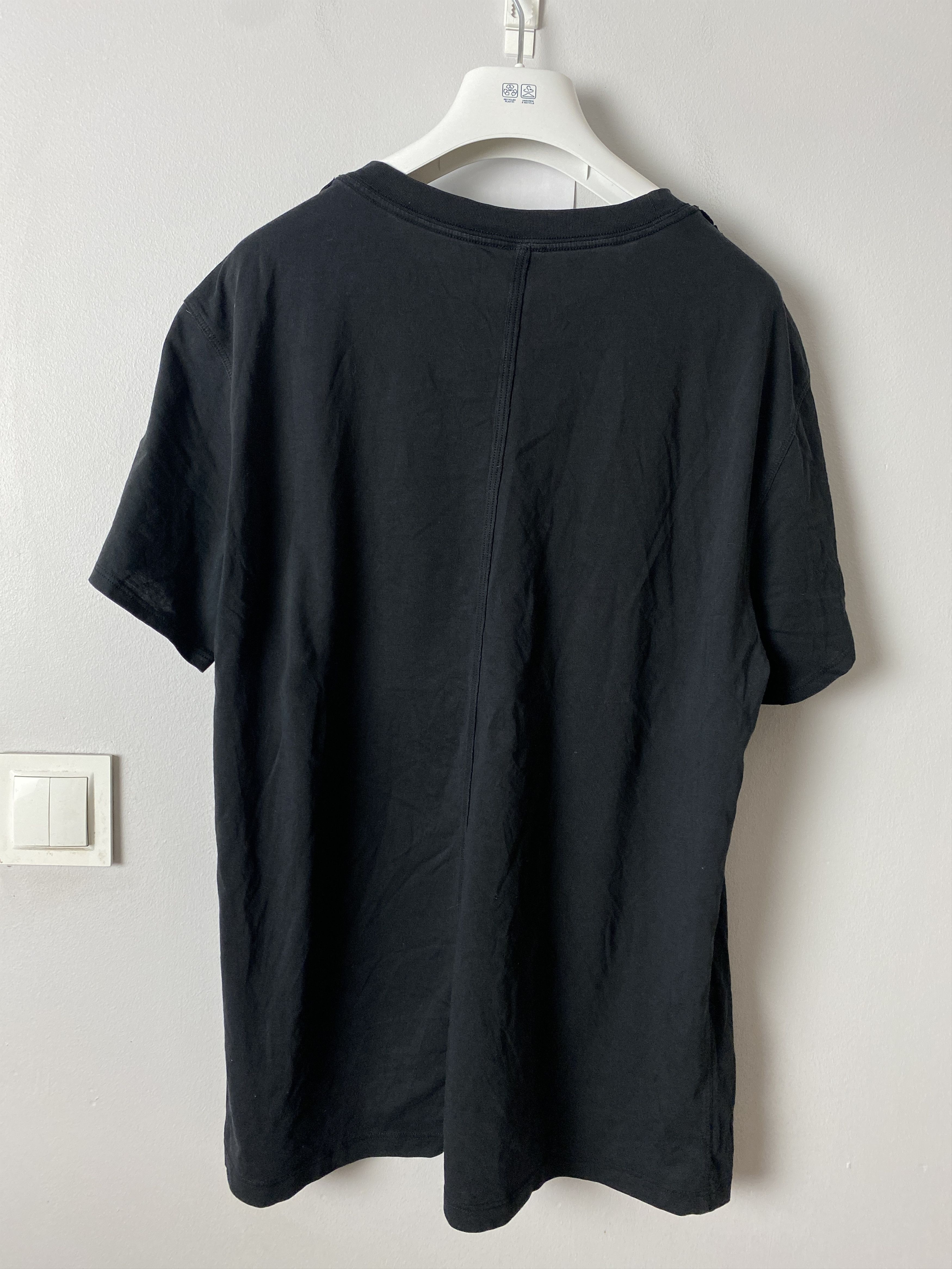 Lululemon Lululemon small logo casual t-shirt tee Size L / US 10 / IT 46 - 3 Thumbnail