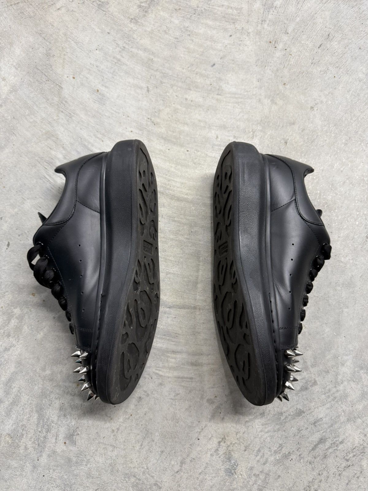 Alexander McQueen Alexander McQueen Leather Studded Sneakers Size US 11 / EU 44 - 4 Thumbnail
