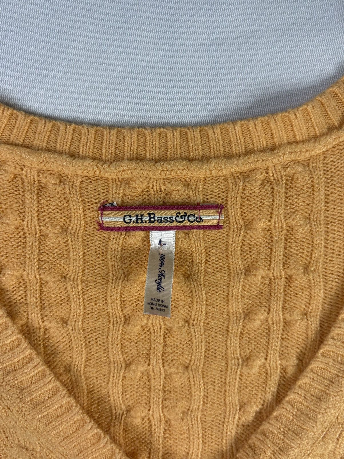 Vintage Vintage Women’s Cable Knit Henley | $20 Size L / US 10 / IT 46 - 3 Thumbnail