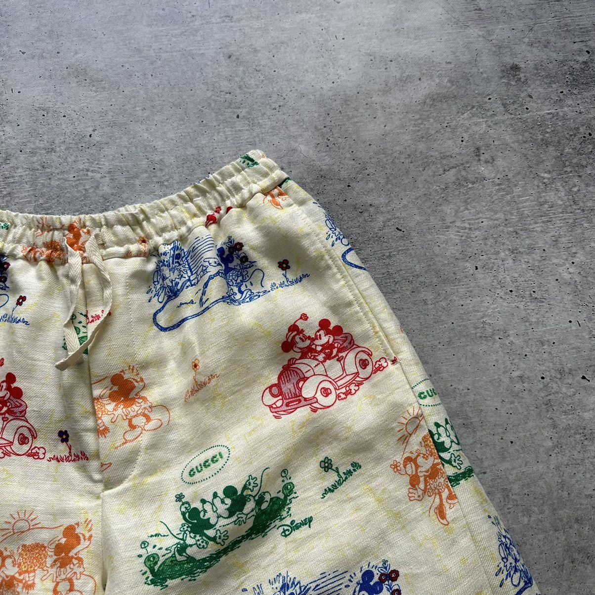 Disney × Gucci Gucci x Disney Mickey Mouse Ivory Shorts Linen Men’s Size 48 Size US 31 - 3 Thumbnail