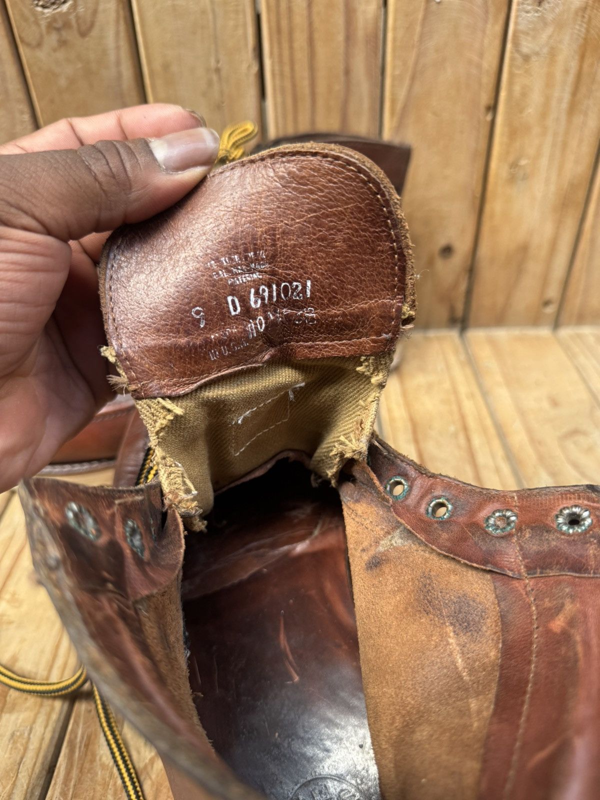 Wolverine Wolverine 1000 Miles x Filson brown leather boots UK 8 USA 9 Size US 9 / EU 42 - 19 Thumbnail