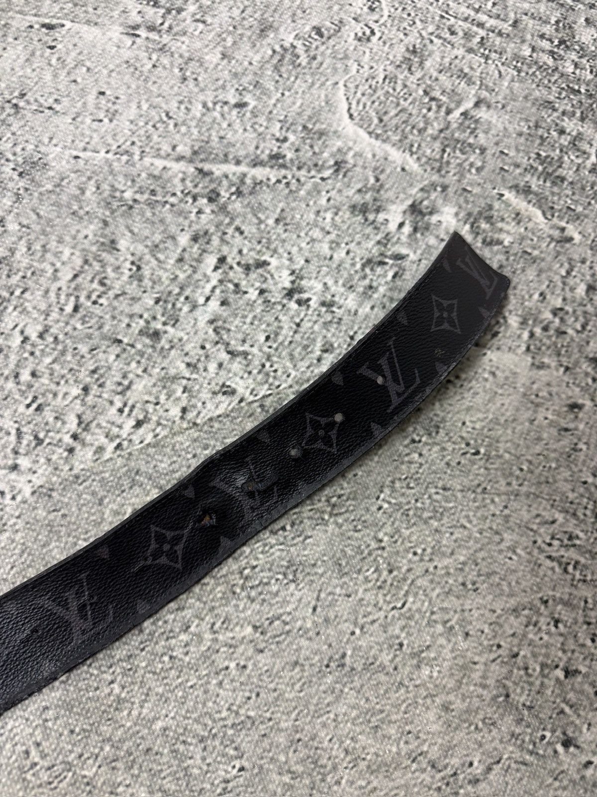 Louis Vuitton Louis Vuitton belt silver big buckle black LV monogram Size 40 - 4 Thumbnail
