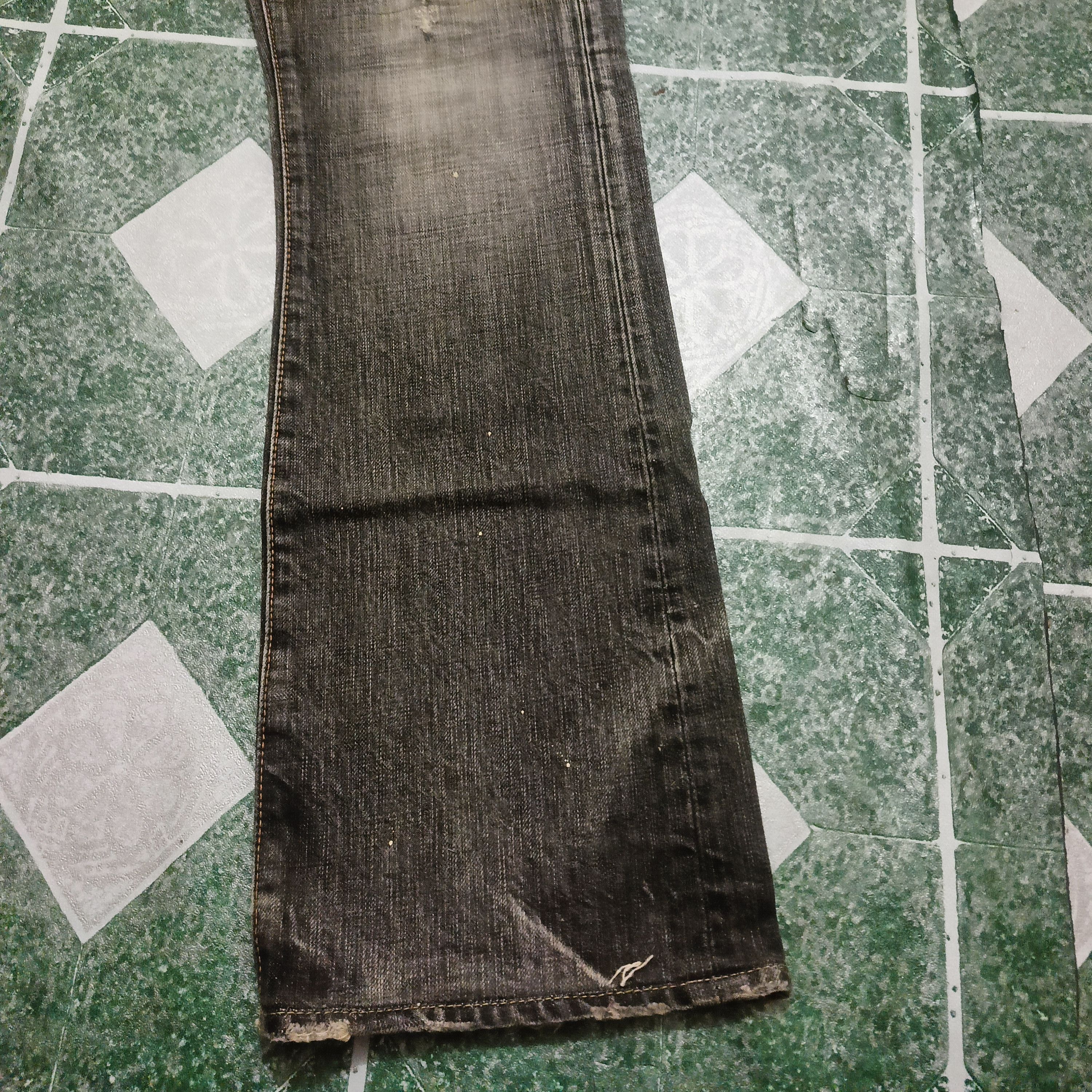 Le Grande Bleu (L.G.B.) Japan Ripped Rivet&Blue Painted distressed Studded Jeans LGB Size US 30 / EU 46 - 13 Thumbnail