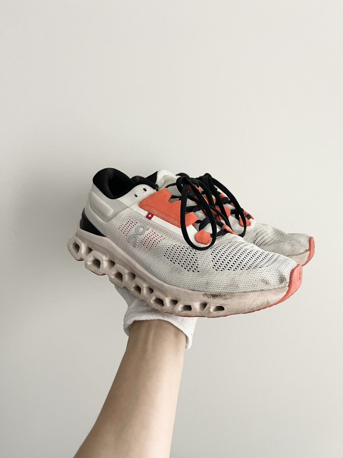 On STEAL! On cloudstratus 3 Running Shoes Size US 7.5 / IT 37.5 - 2 Thumbnail