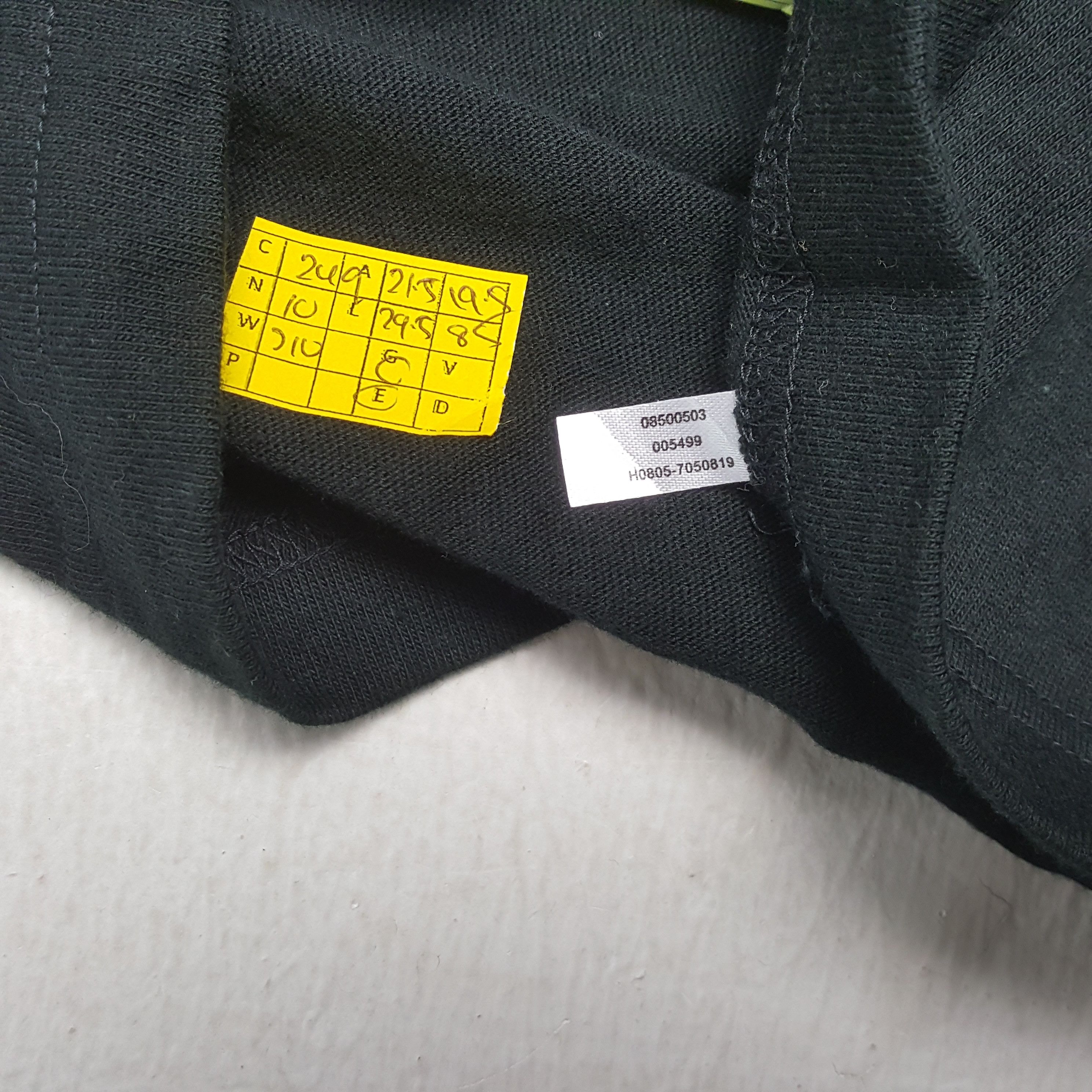 Apple × Black Apple × Vintage Vintage APPLE Technology Company IPOD MINI Promo T-Shirt Size US L / EU 52-54 / 3 - 5 Thumbnail