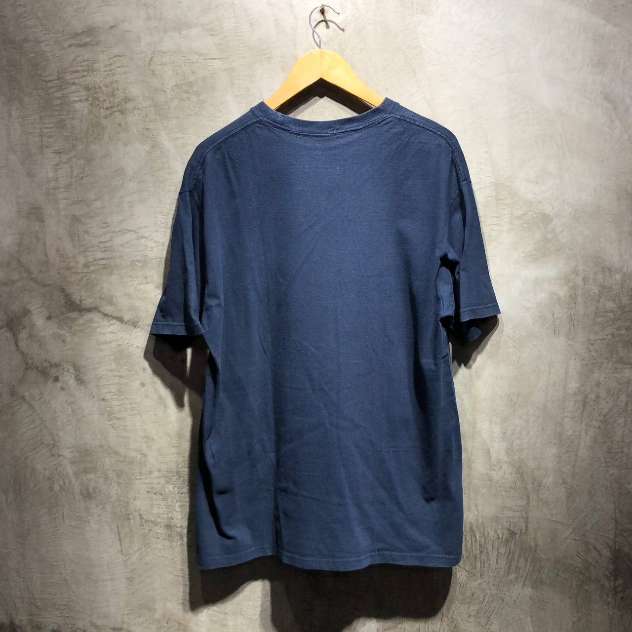 Kaws × Supreme Supreme X Kaws Box Logo tee Size US L / EU 52-54 / 3 - 3 Thumbnail