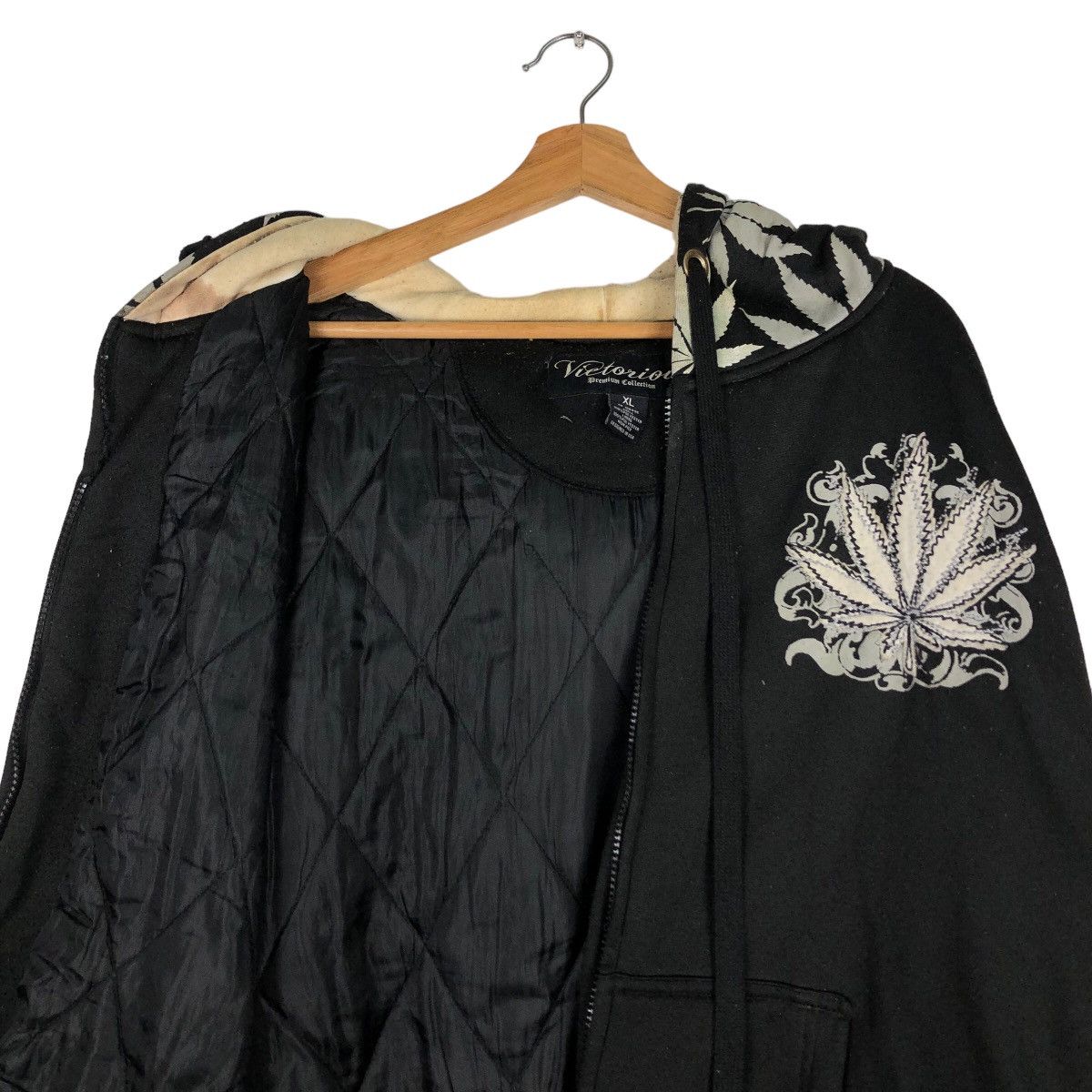 Japanese Brand 🔥Rare Big Logo Weed Logo Zipper Jacket Hoodie Victorious Size US XL / EU 56 / 4 - 11 Thumbnail