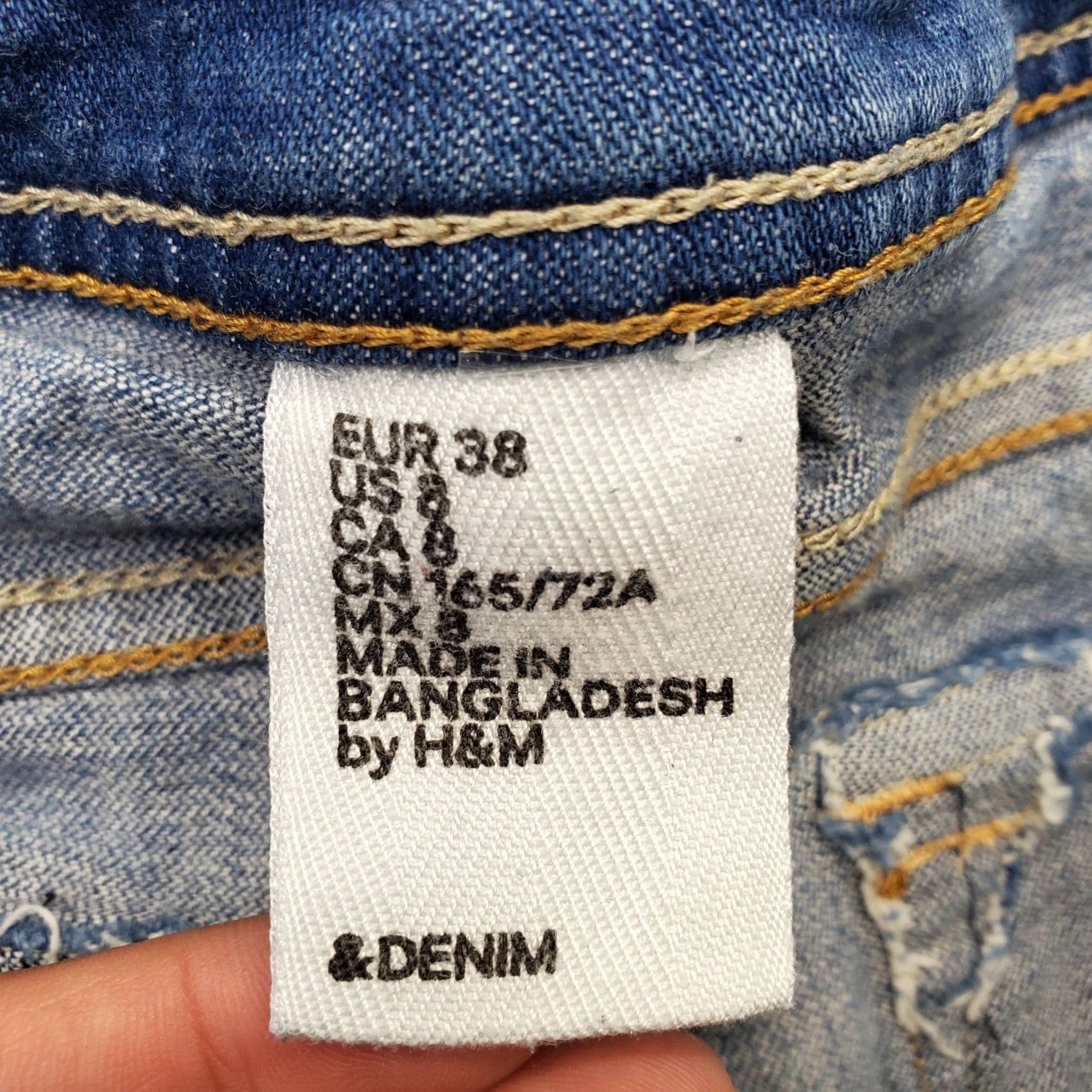 H&M H&M Denim Shorts Womens 8 Blue Medium Wash Cuffed Comfort Stretch Outdoor Shorts Womens 8 Blue Medium Wash Casual Outdoor Summer Size 30" / US 8 / IT 44 - 7 Thumbnail
