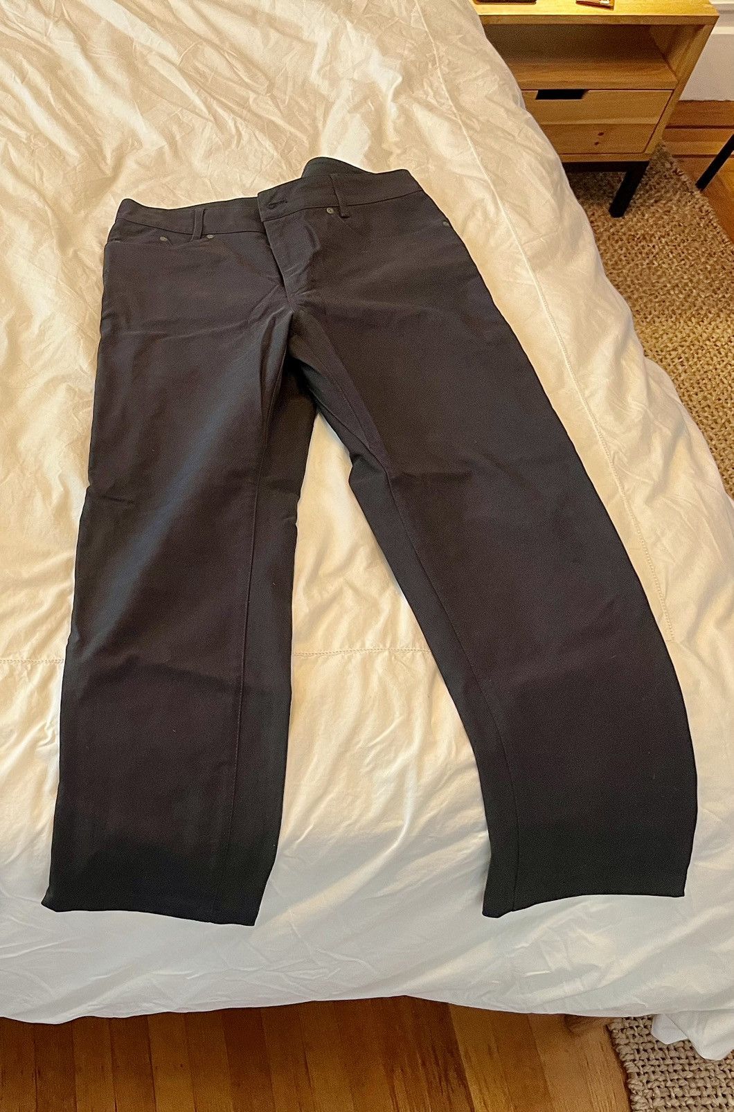 Outlier Outlier NYC Strong Dungarees Dark Indigo Pants Men’s 32 Size US 32 / EU 48 - 2 Thumbnail
