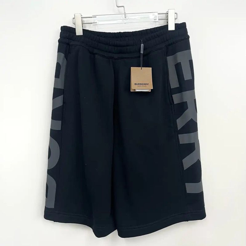 Burberry Burberry Black Casual Pants for Men Size US 36 / EU 52 - 1 Thumbnail