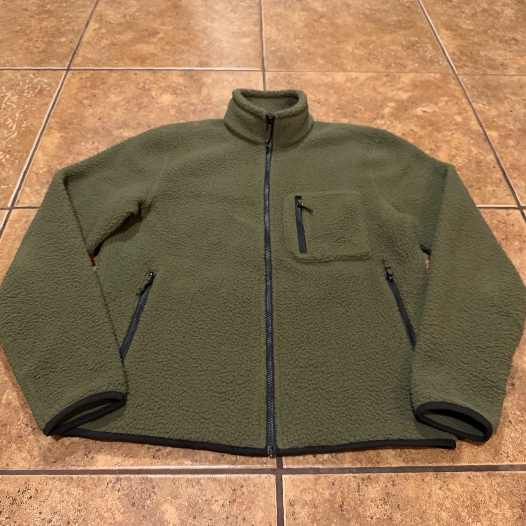 Vintage Wellen Fleece Jacket Zip Up Windsurf Green Olive Sz Small Mens Jacket Fleece Green Olive Wellen Windsurf 90s/2000s style Size US S / EU 44-46 / 1 - 2 Thumbnail
