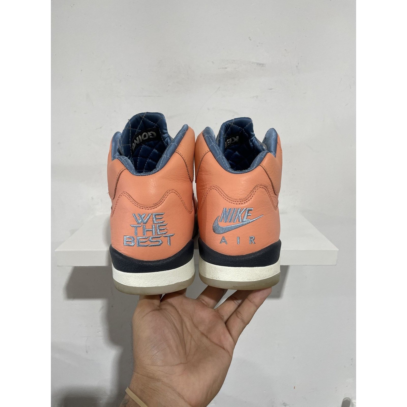 Jordan Brand JORDAN 5 CRIMSON BLISS WE THE BEST SIZE 12.5 PREOWNED Size US 12.5 / EU 45-46 - 4 Thumbnail