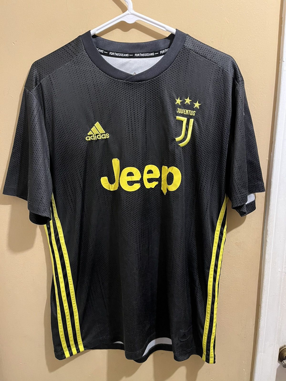 Vintage Juventus Jeep jersey Size US L / EU 52-54 / 3 - 1 Thumbnail