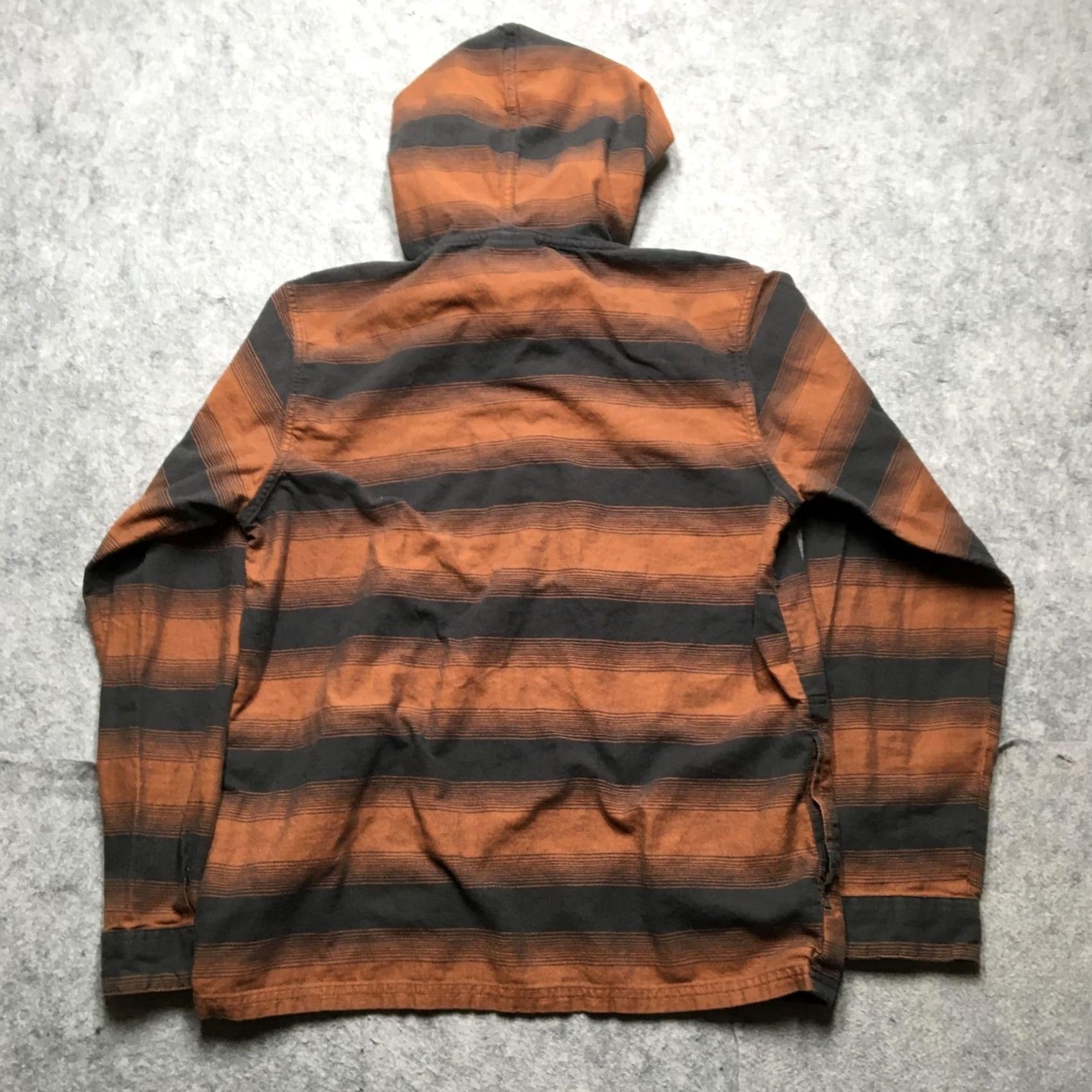 Patagonia Patagonia Hoodie Mens Medium Orange Gray Stripe Organic Cotton Twill Pullover Henley Front Pockets Henley Hooded All Seasons Casual Outdoor Mens Size US M / EU 48-50 / 2 - 7 Thumbnail