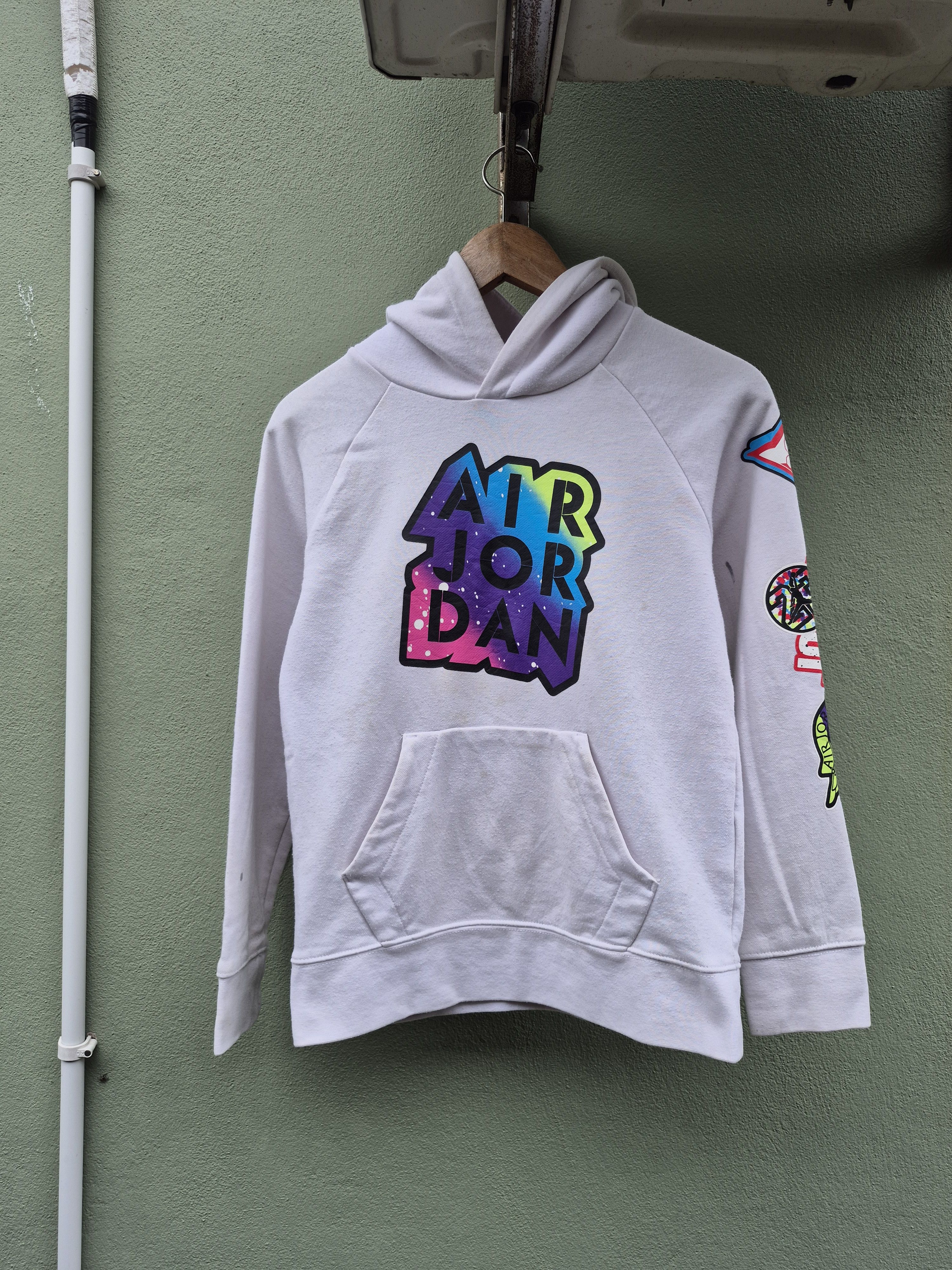 Nike 🔥 Air Jordan Hoodie Sweater Sweatshirt Kids Youth Size US XXS / EU 40 - 1 Thumbnail