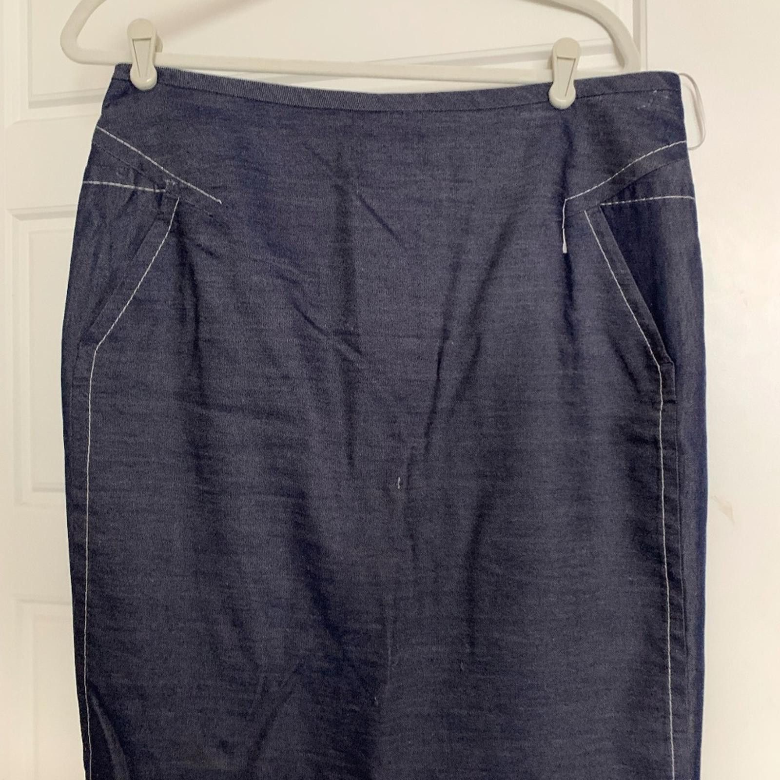 Escada Escada Pencil Skirt Denim Zipper Back Size 34" / US 12 / IT 48 - 1 Thumbnail