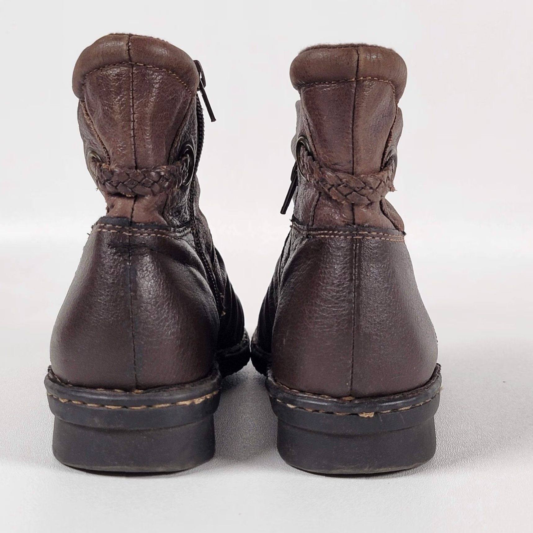 Vintage Bass Women's Size 9 M Brown Pleated Leather Ankle Booties Boots Size US 9 / IT 39 - 7 Thumbnail