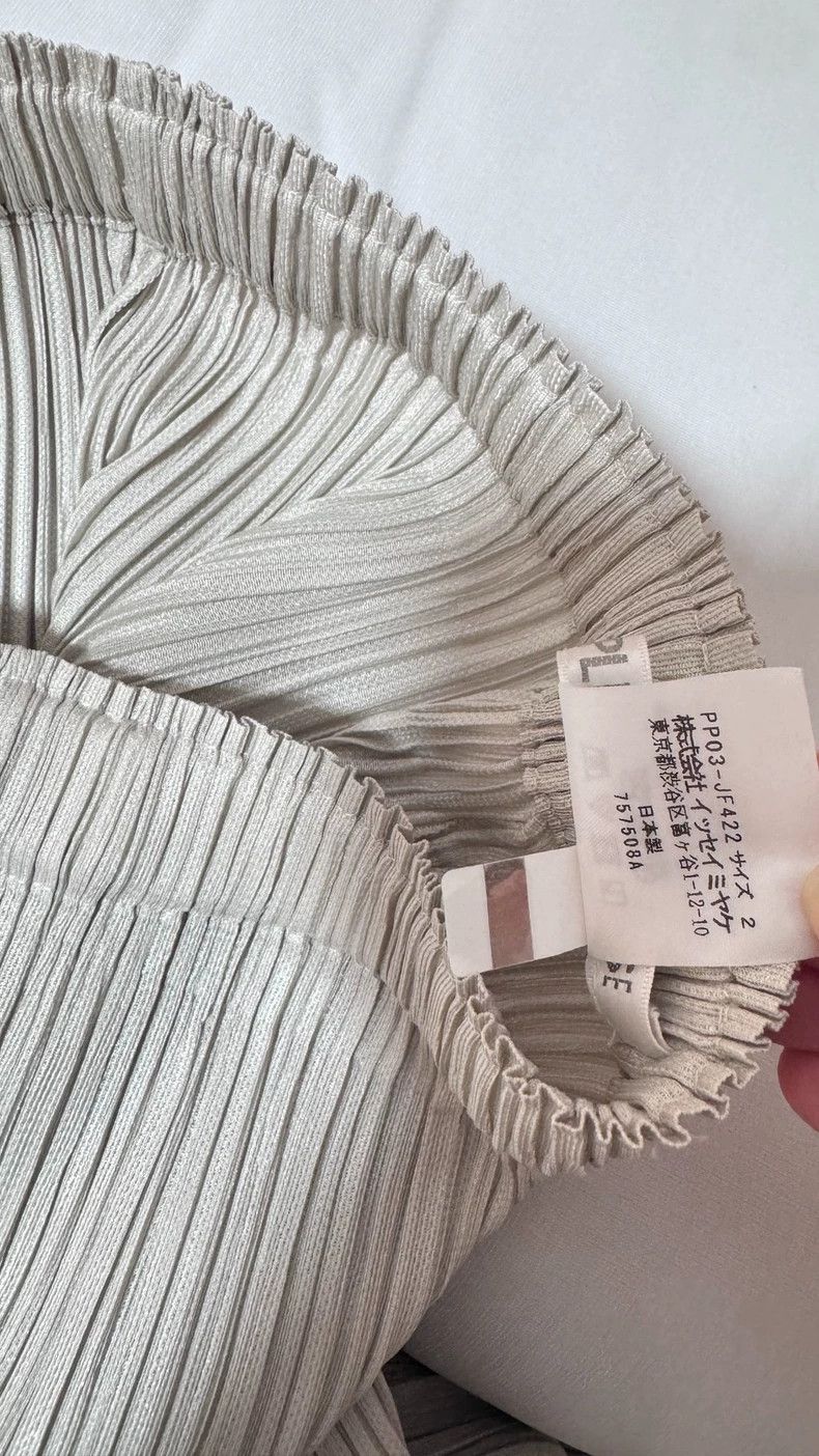 Issey Miyake issey miyake size:2 Beige pleated pants Size 42" / US 20 - 4 Thumbnail