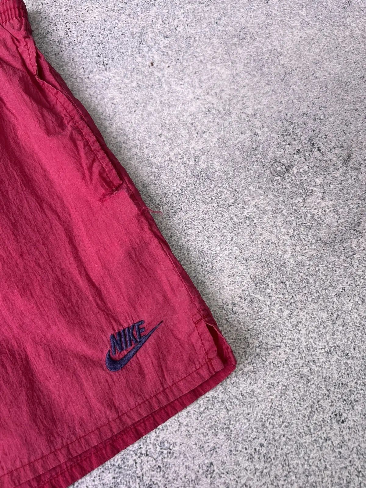 Nike × Vintage Vintage Nike 90s style shorts big logo swoosh Size US 35 - 4 Thumbnail