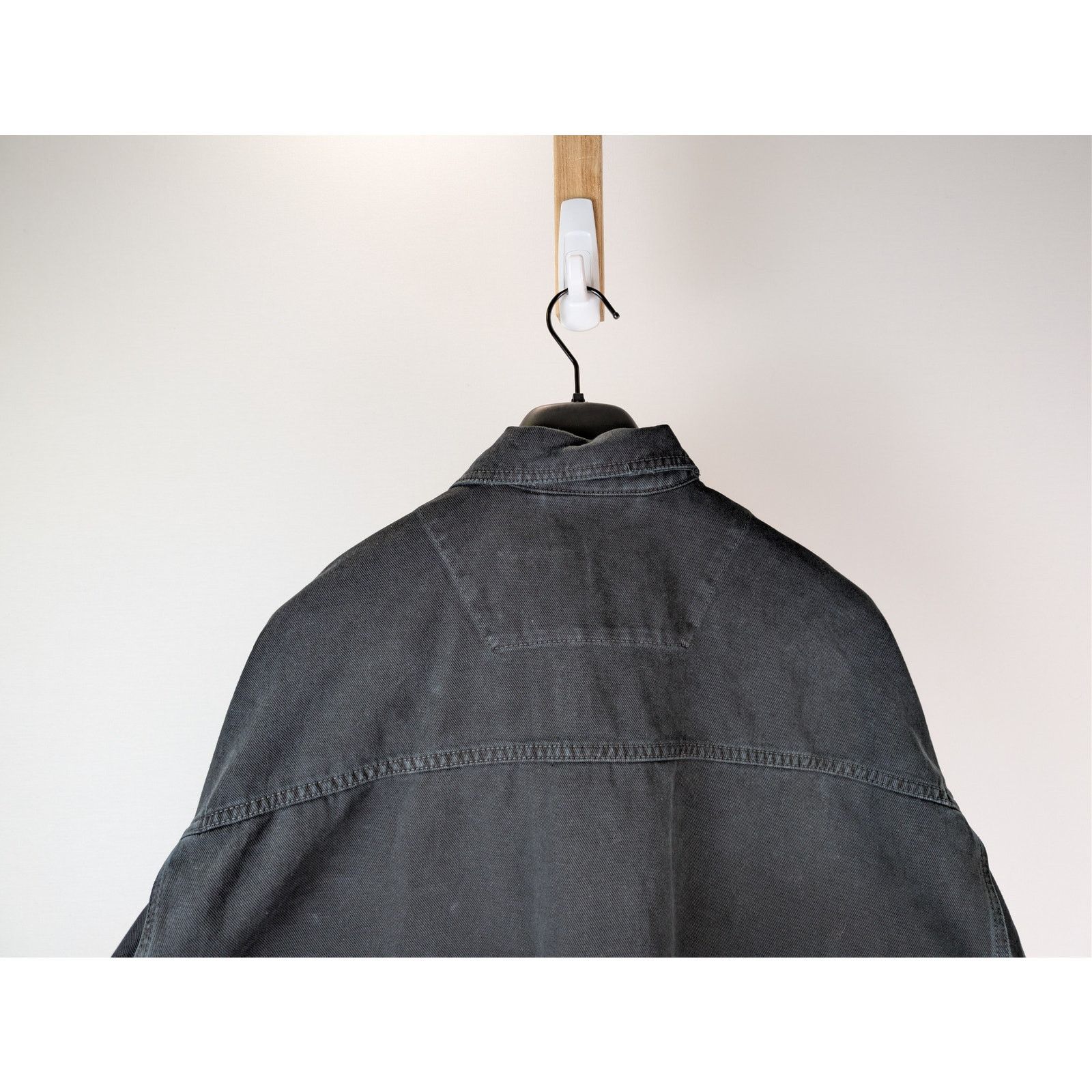 Balenciaga o1rshd1 Left-Hand Denim Cargo Shirt in Sunbleached Black Size US M / EU 48-50 / 2 - 12 Thumbnail
