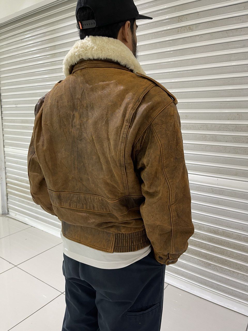 Vintage DISTRESSED SUB URBAN BOMBER LEATHER JACKET Size US M / EU 48-50 / 2 - 5 Thumbnail