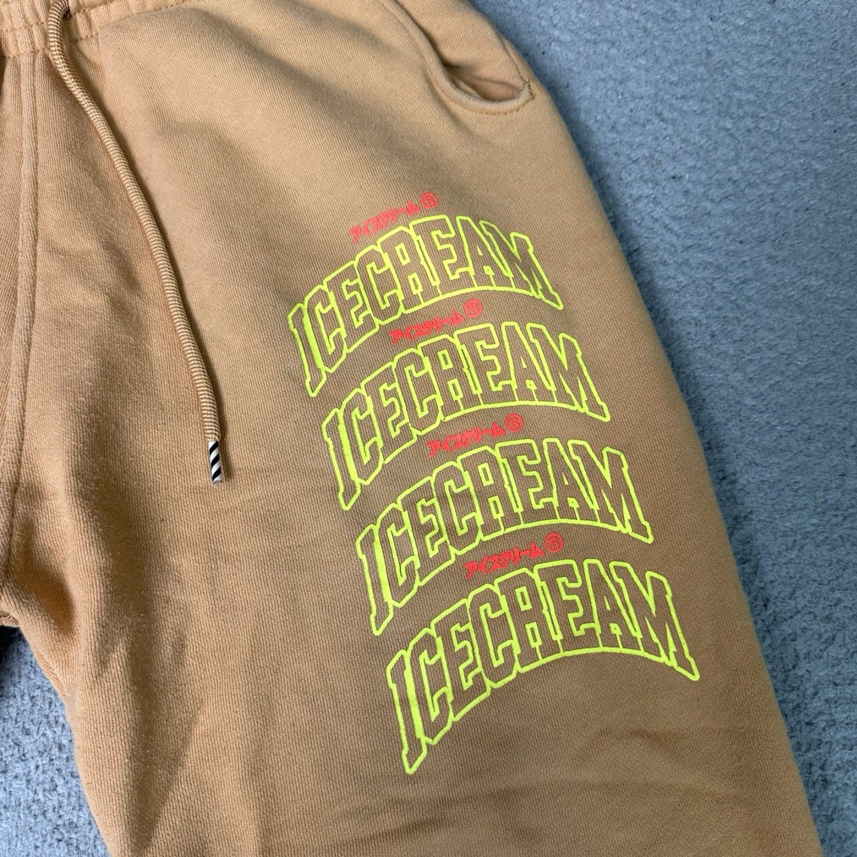 Vintage Ice Cream Sweatpants Mens L Orange Dog Graphic Print Pockets Distressed Casual Activewear Tapered Relaxed Fit Pants Size US 33 - 5 Thumbnail