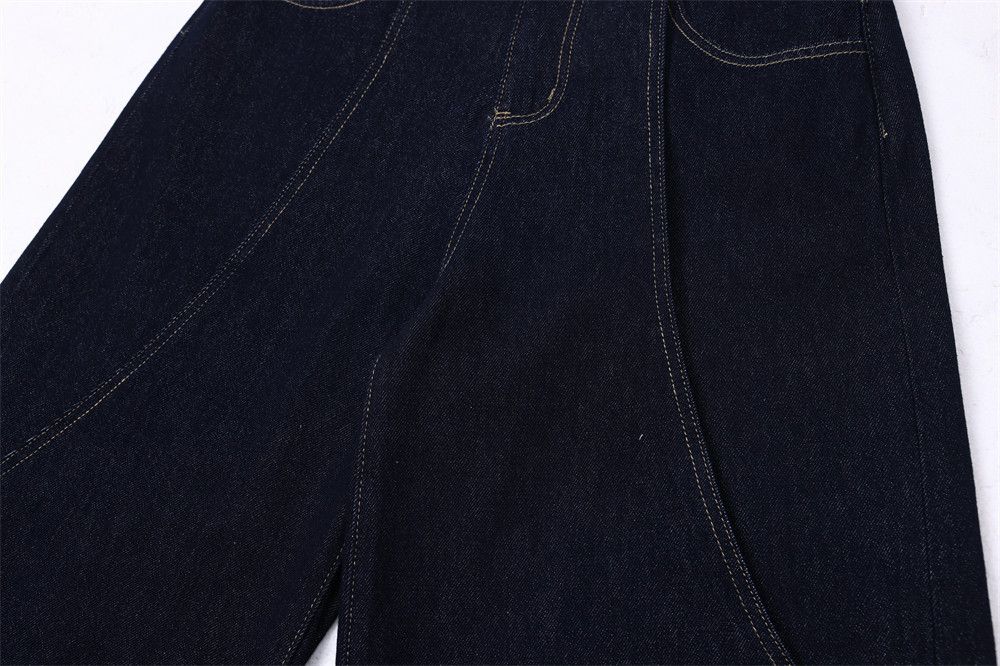 Japanese Brand × Jean Men's straight-leg contrast-color cuffed denim shorts Size US 32 / EU 48 - 6 Thumbnail
