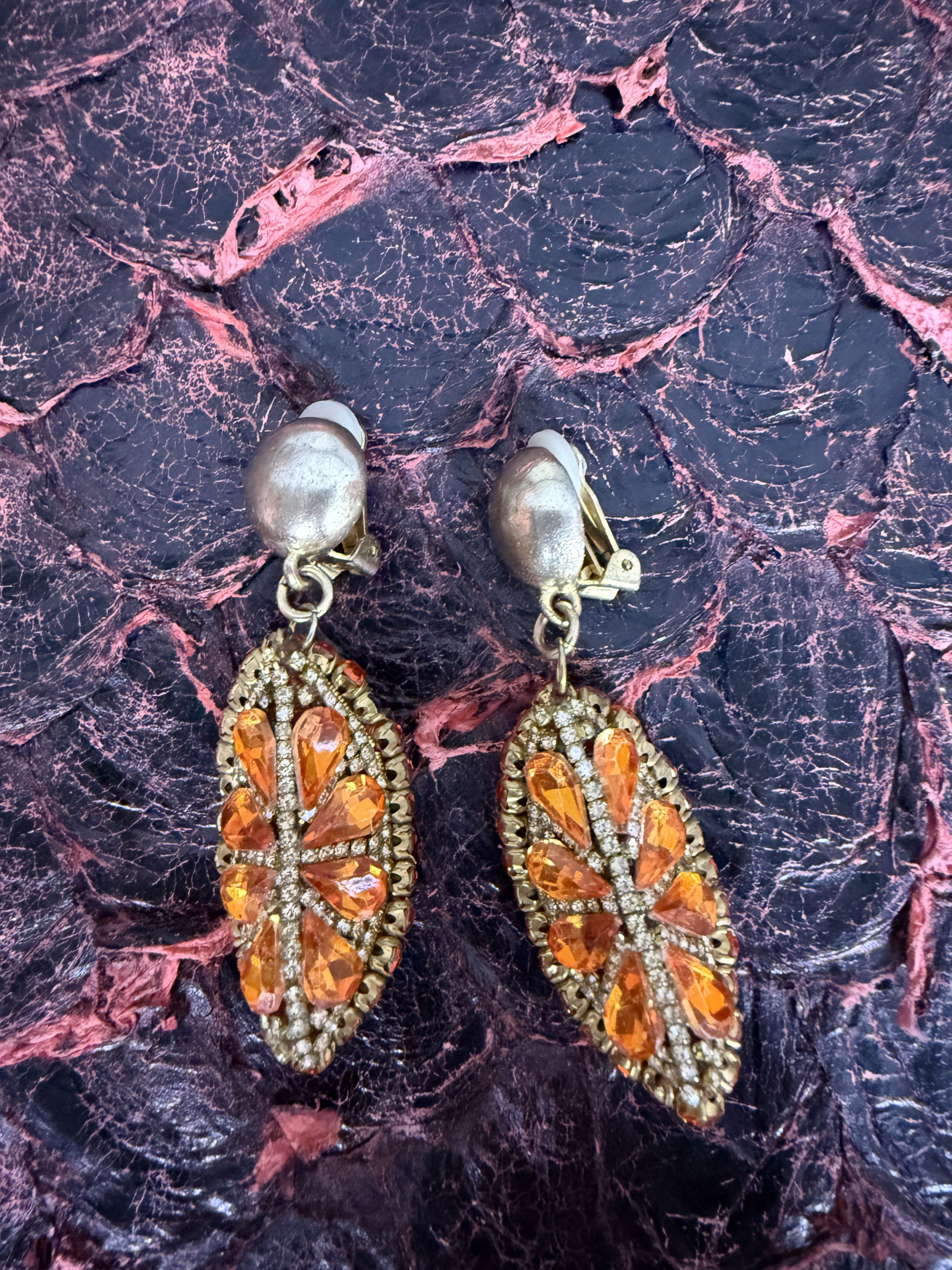 Oscar De La Renta Vintage Oscar De La Renta Orange Wedge Earrings Size ONE SIZE - 3 Thumbnail
