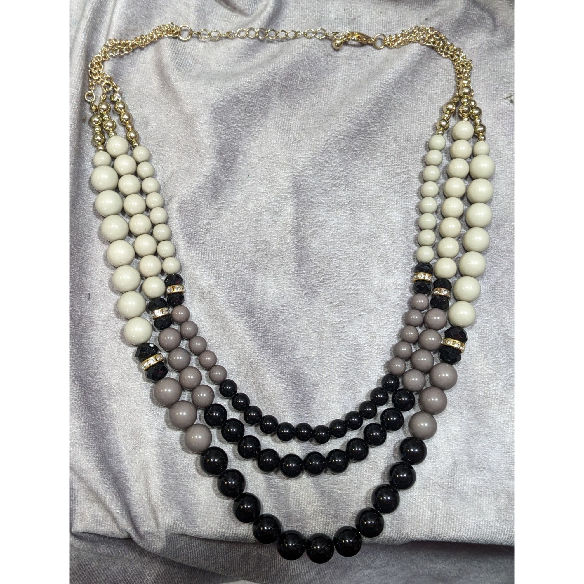 Other Elegant Layered Black And Grey Beaded Necklace With Rhinesto Size ONE SIZE - 4 Thumbnail