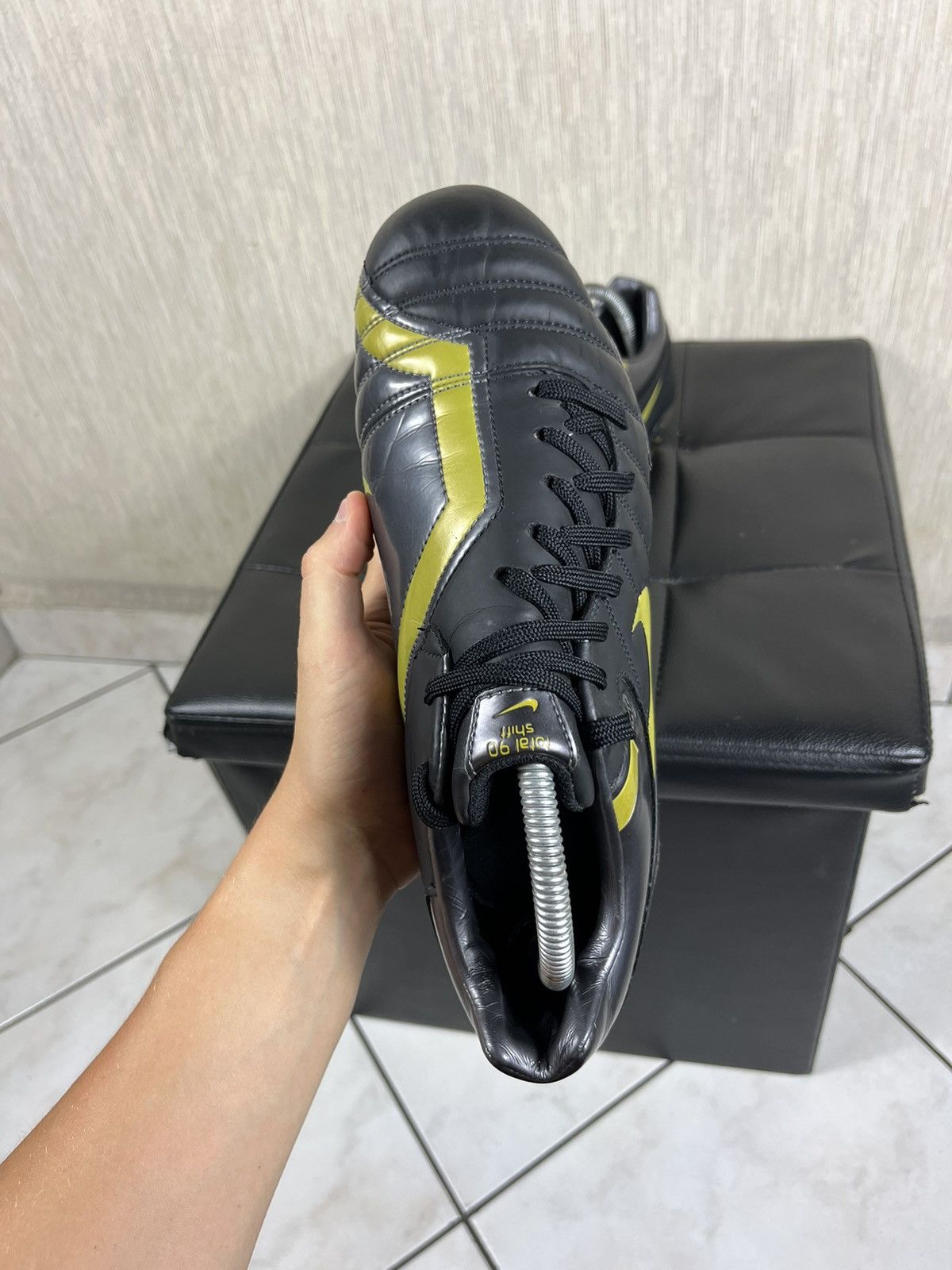 Nike Vintage 2006 Nike Total 90 shift soccer shoes leather boots Size US 9 / EU 42 - 11 Thumbnail