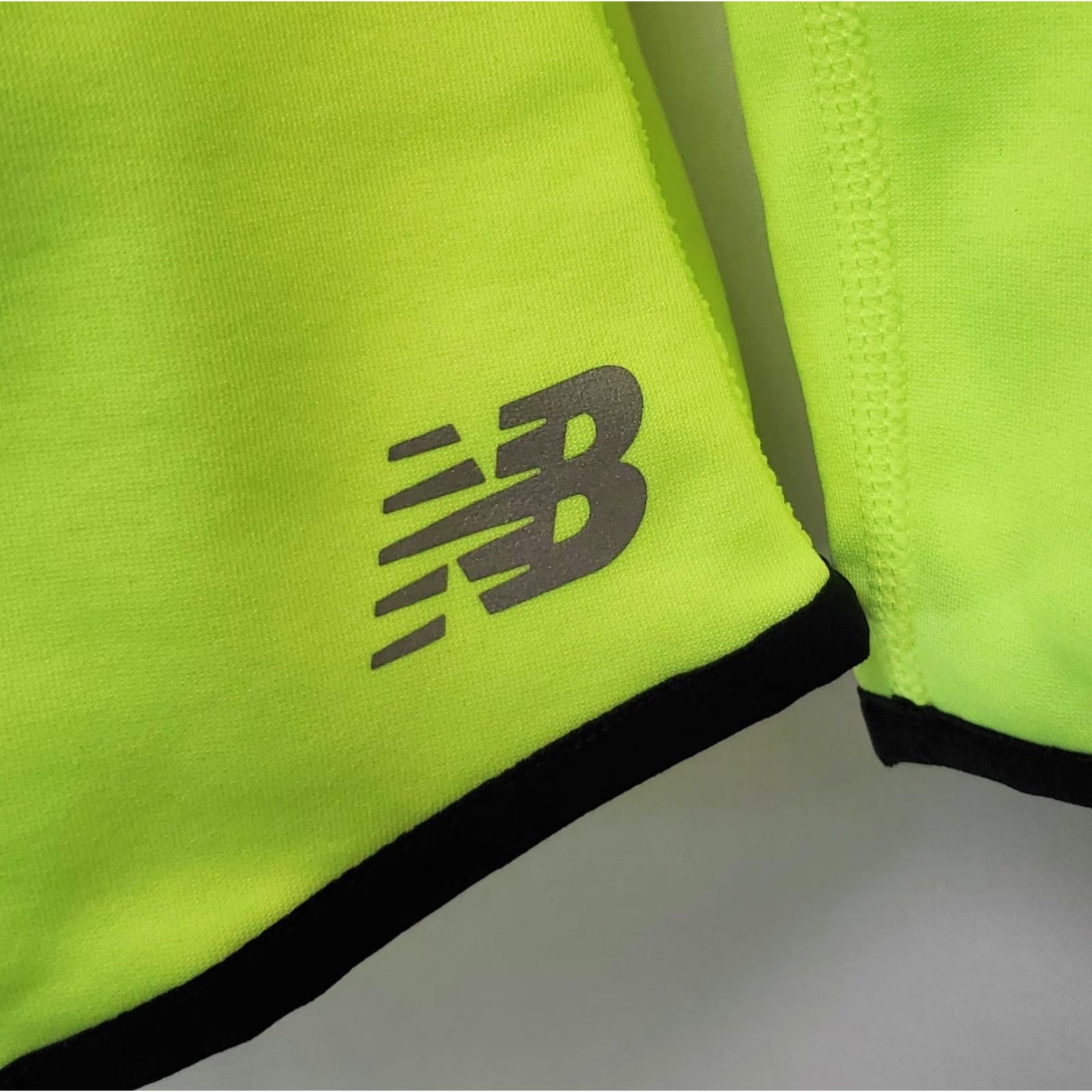 New Balance Womens New Balance WT73151 Accelerate Performance Hoodie Shirt Green Yellow Womens/XS/Adult Small? Size S / US 4 / IT 40 - 2 Thumbnail