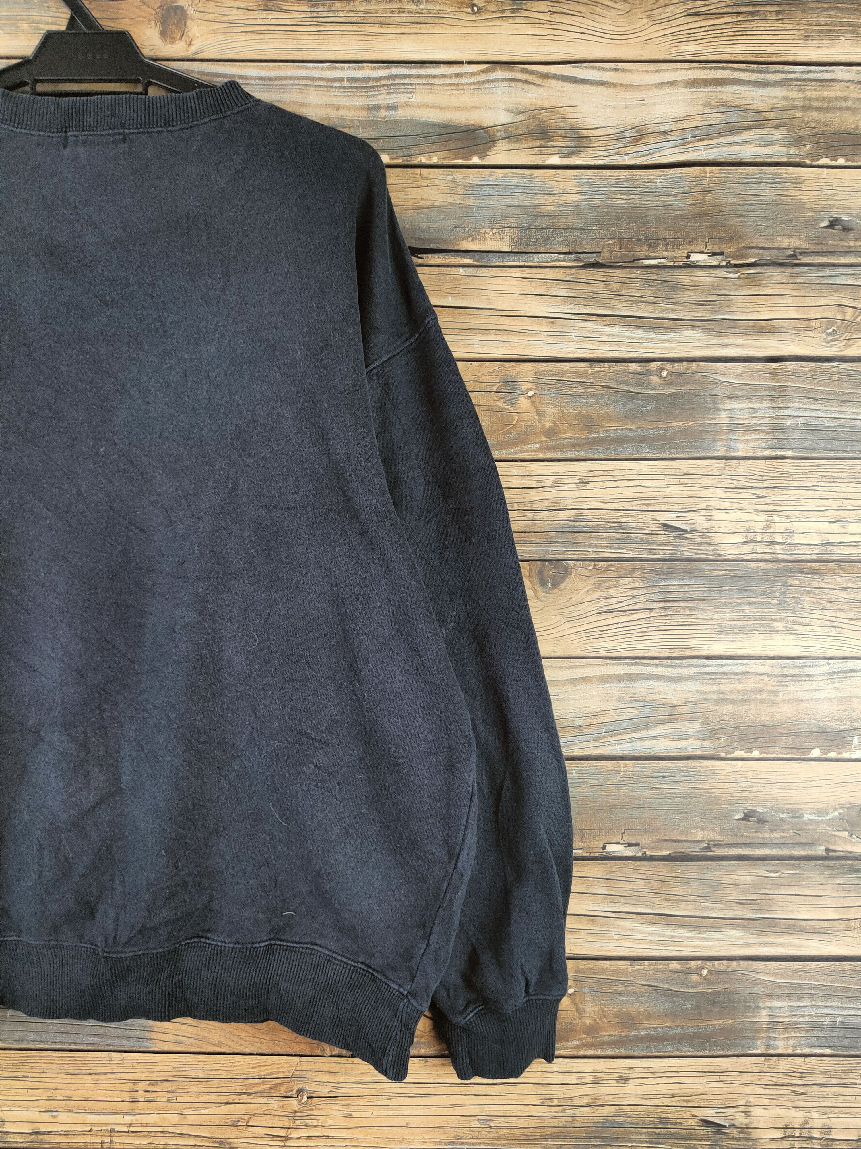 Japanese Brand Vintage Plain Faded Popular Model Black Sweatshirts Size US XL / EU 56 / 4 - 9 Thumbnail
