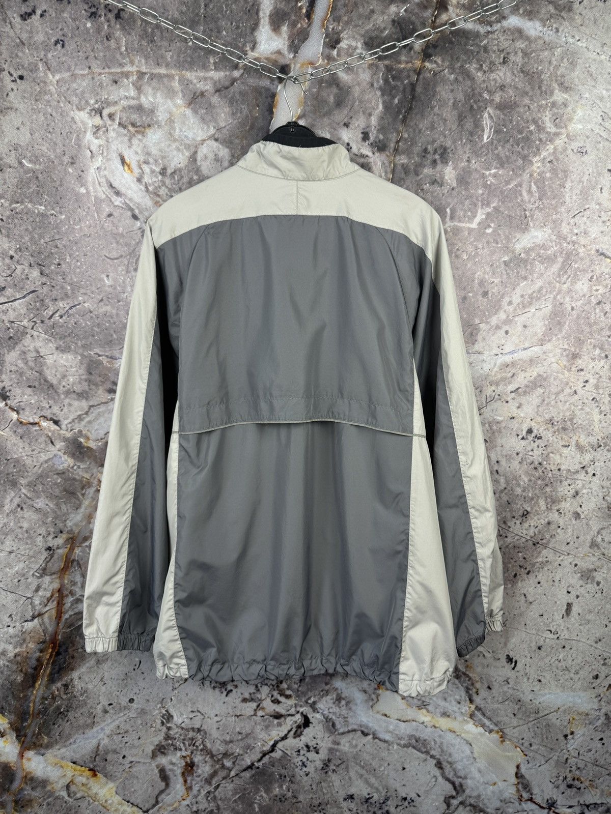 Nike Men’s Vintage Gray Nike Windbreaker Size XL Size US XL / EU 56 / 4 - 17 Thumbnail