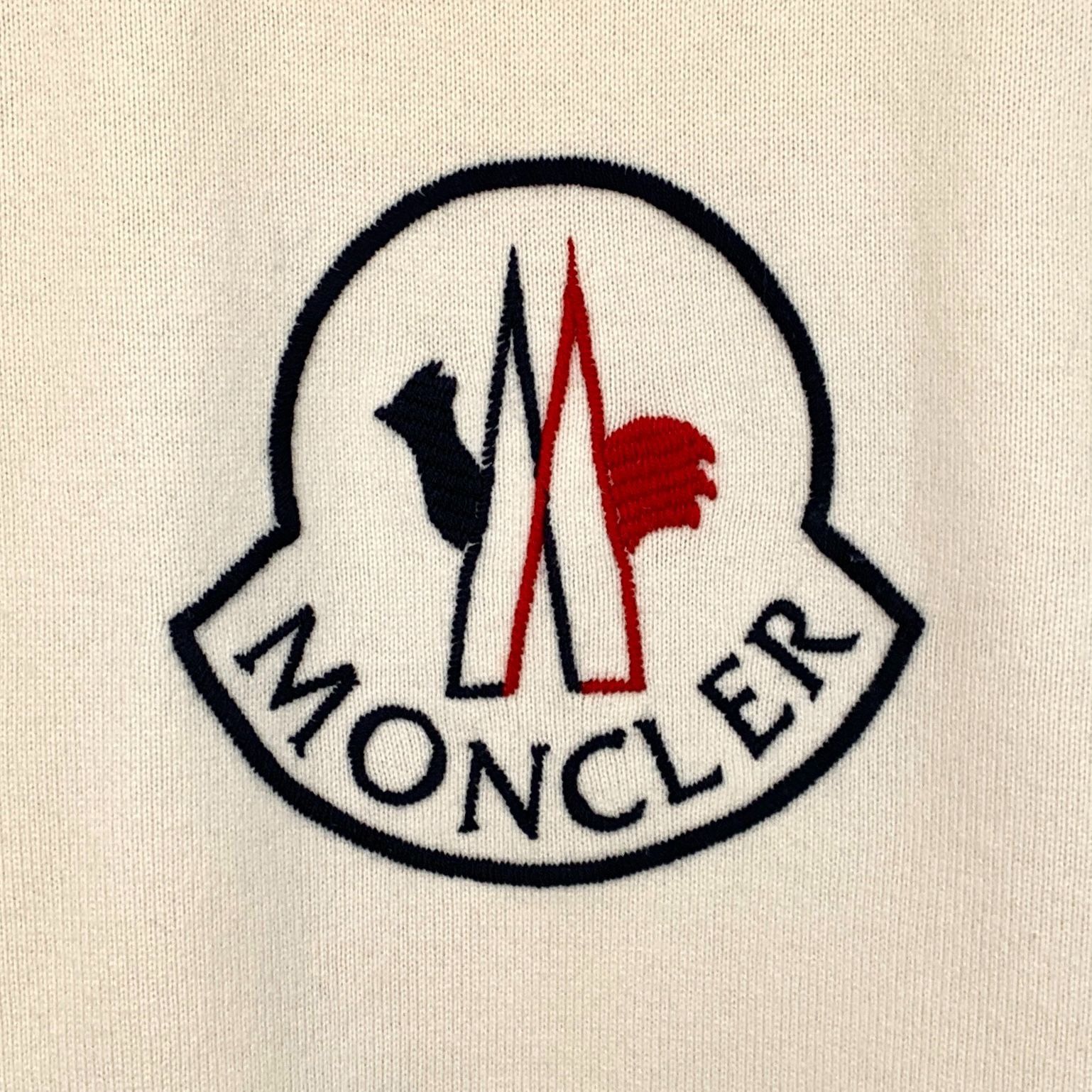 Moncler Moncler White Wool Crewneck Sweater With Gold Accents & Logo Size S / US 4 / IT 40 - 4 Thumbnail