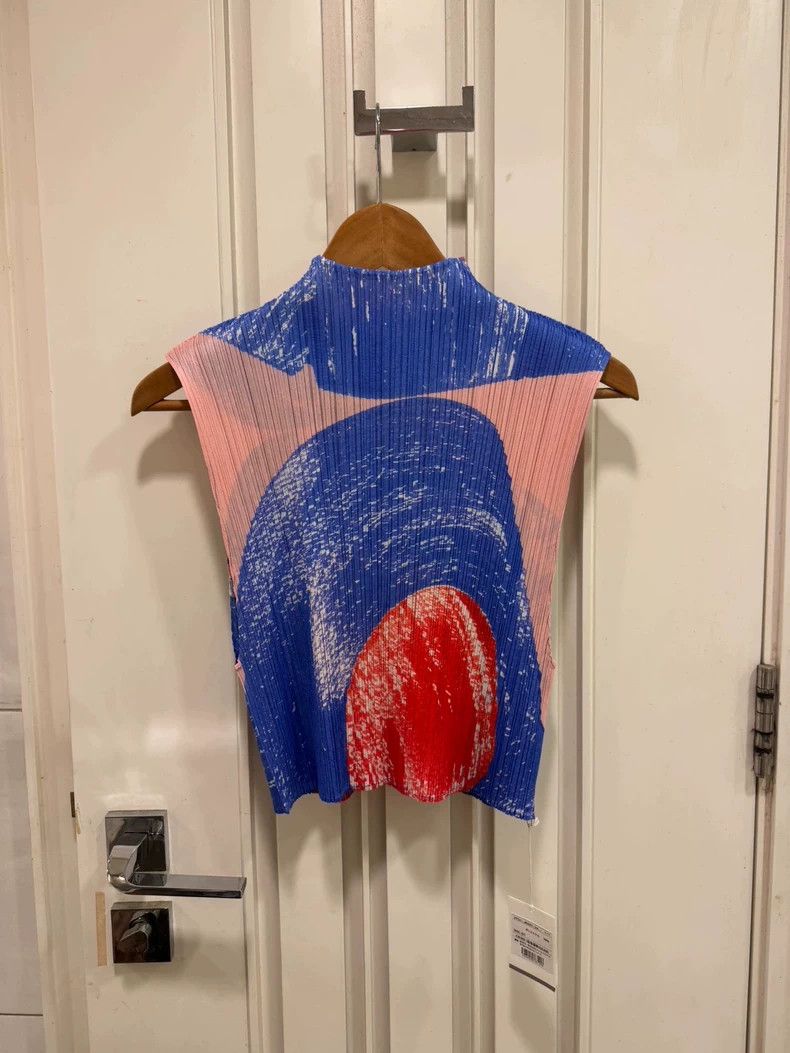 Issey Miyake size:one size Pink vest