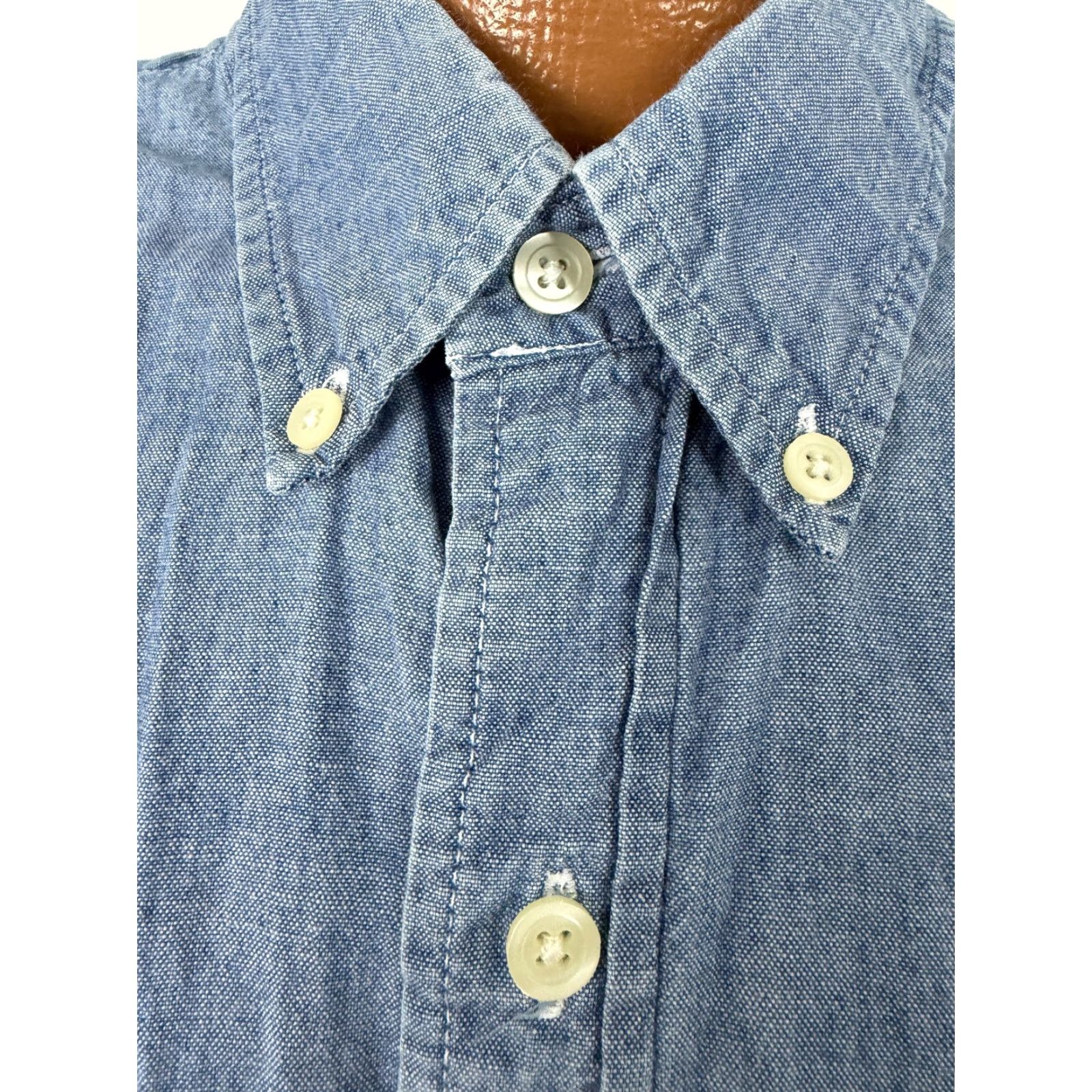 Eddie Bauer VINTAGE Eddie Bauer Chambray Shirt Men XL Oversized Blue Button-Up Casual Shirt 90s Outdoor Preppy Mens Clothing Size US XL / EU 56 / 4 - 4 Thumbnail