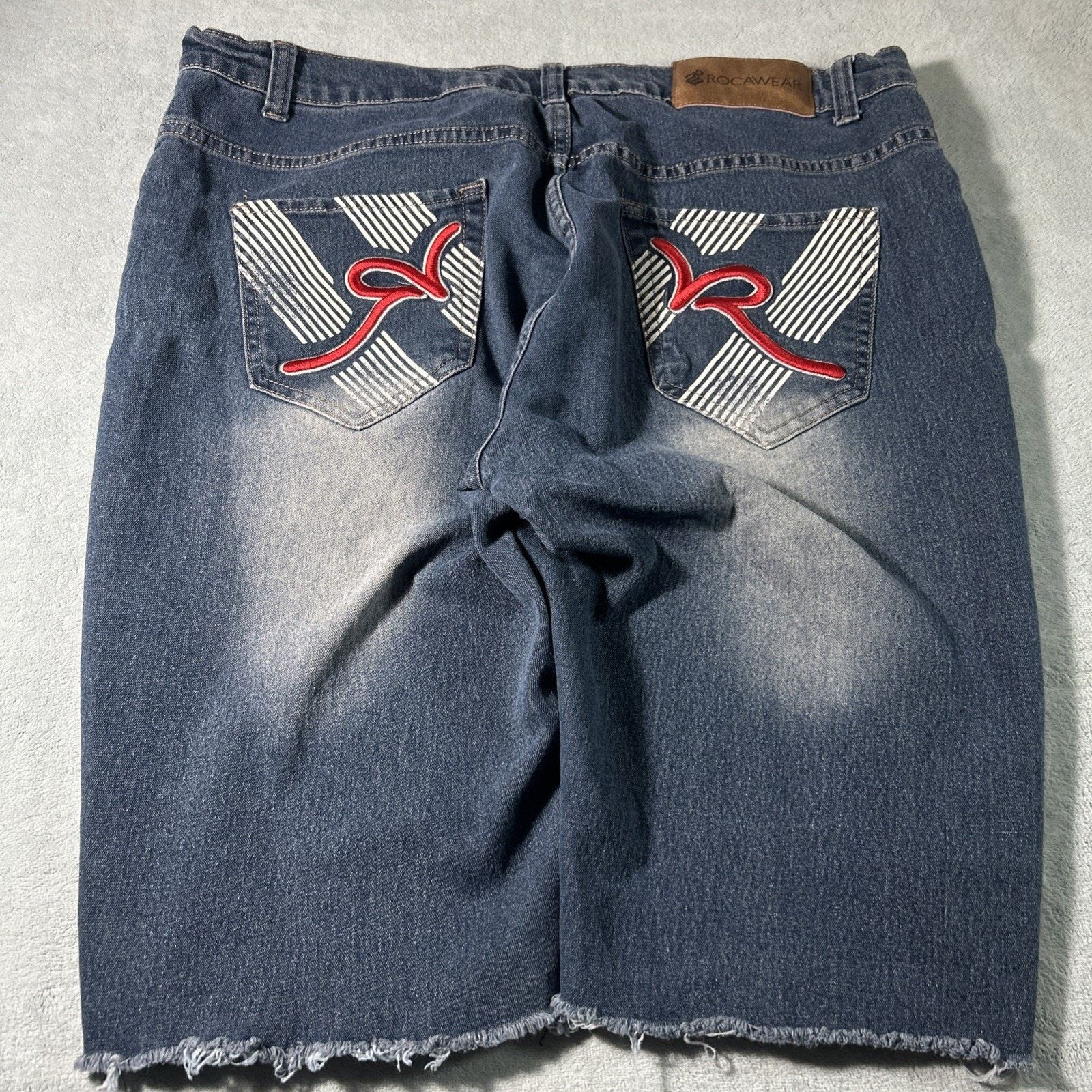 Rocawear Beyond Baggy Jhorts Shorts Mens 40x14 Raw Hems Loose Relaxed Size US 40 / EU 56 - 1 Thumbnail