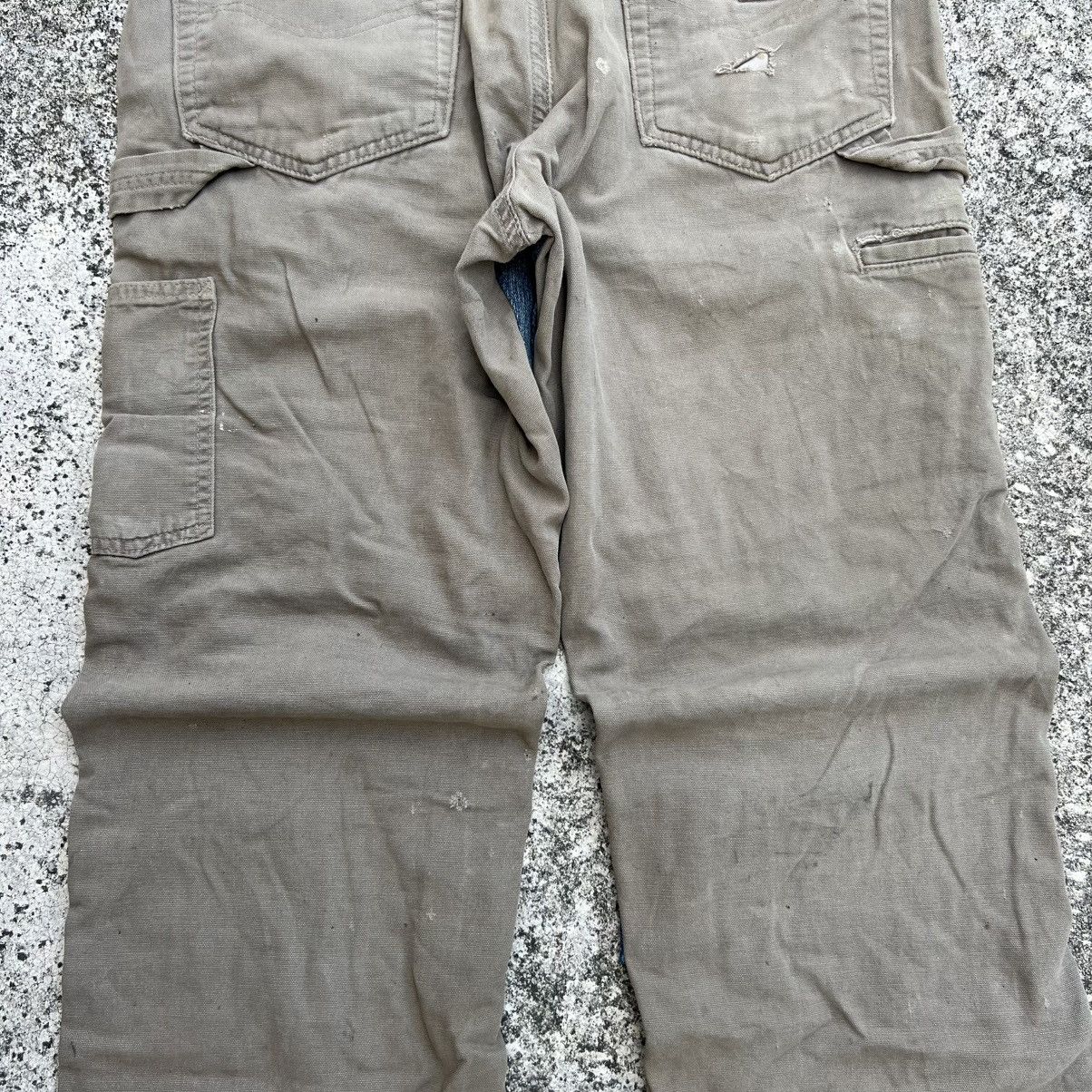 Carhartt “CARHARTT” HEAVY DISTRESS CUSTOM DOUBLE KNEE PANTS Size US 32 / EU 48 - 12 Thumbnail