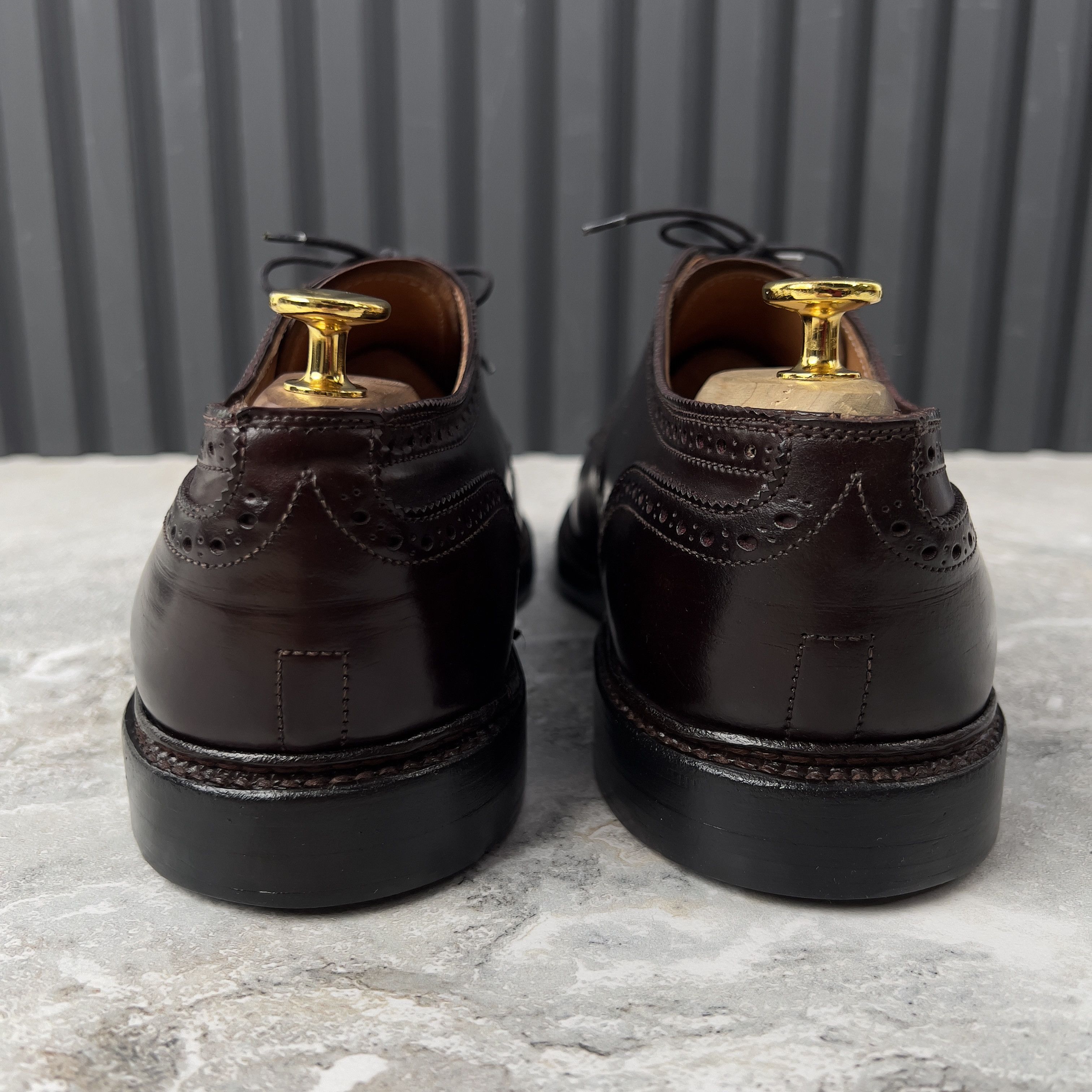 Alden Alden Medallion Cap Toe Full Brogues Derby Shell Cordovan Size US 9.5 / EU 42-43 - 7 Thumbnail