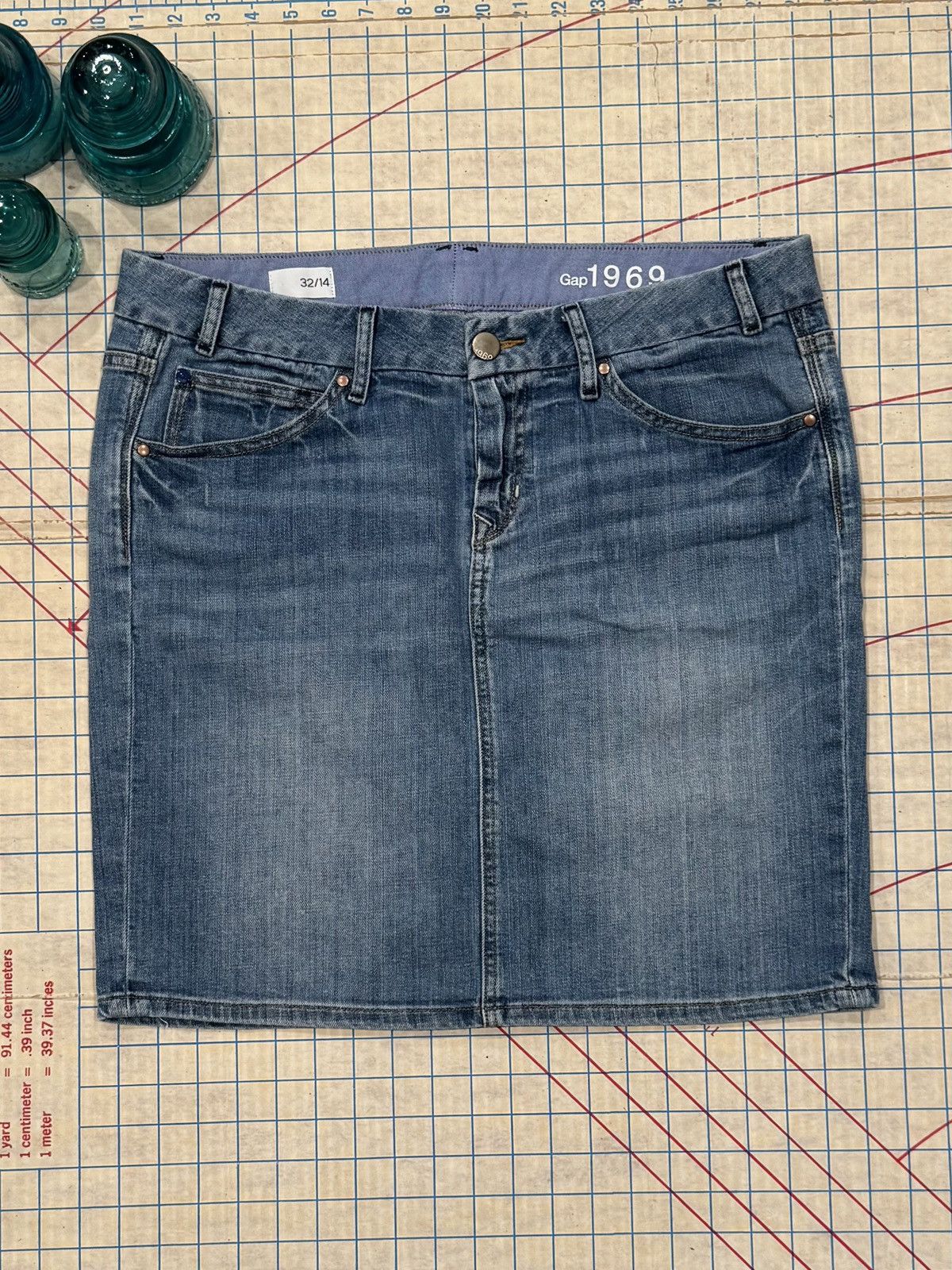 Gap Vintage Y2K Gap Jean Skirt Women’s Size 14 Medium Blue Size 36" / US 14 / IT 50 - 2 Thumbnail