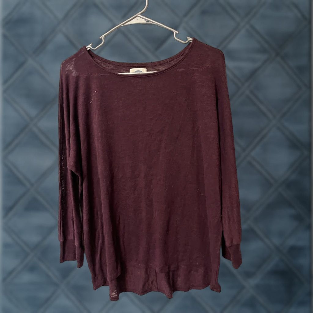Old Navy Old Navy Maroon Vintage Y2K Fit Long Sleeve Round Neck Top Womens M Red Cotton T-Shirt Size M / US 6-8 / IT 42-44 - 1 Thumbnail