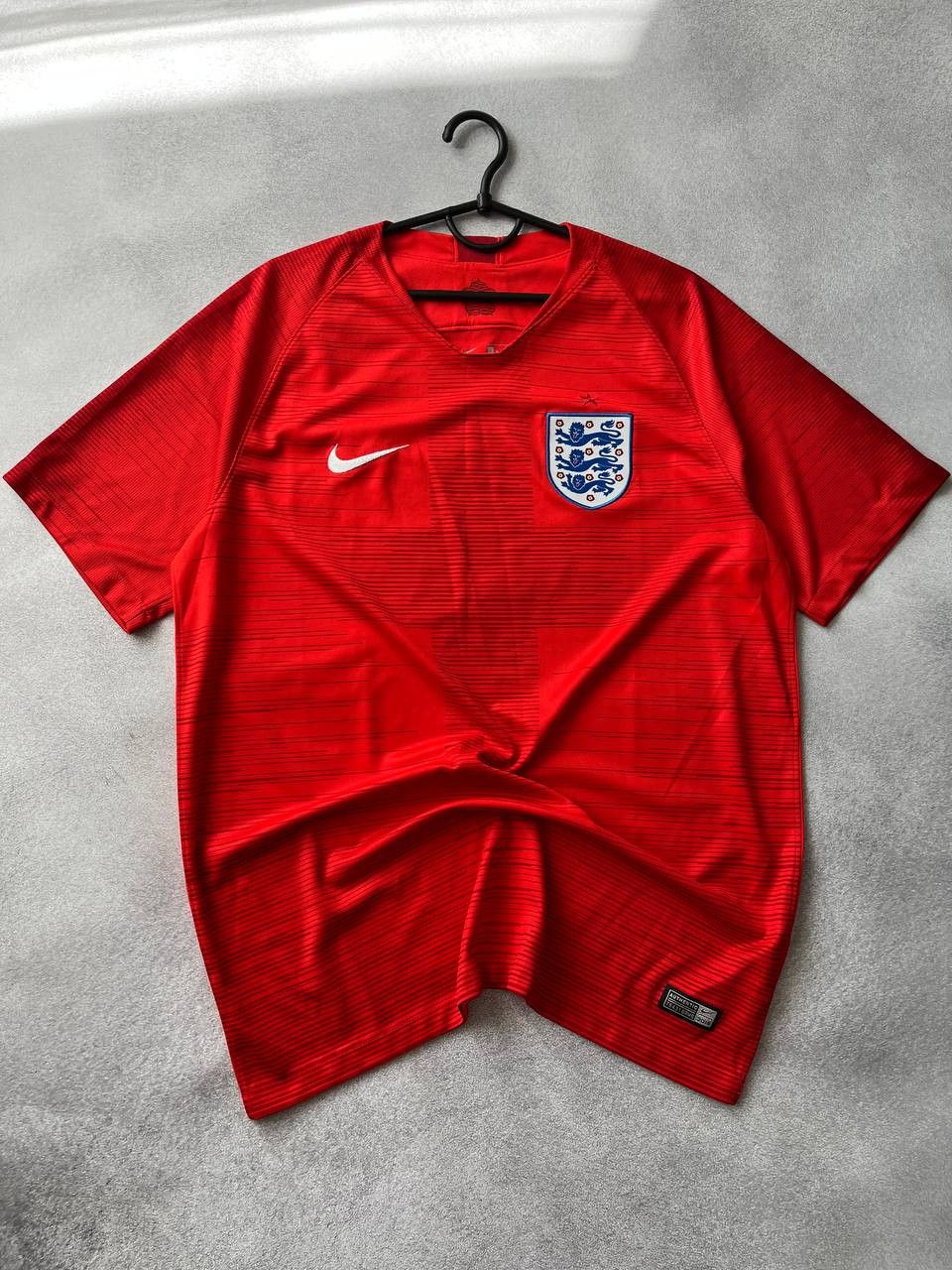 Nike England Nike Soccer Jersey Vintage Home Tee Size US L / EU 52-54 / 3 - 1 Thumbnail