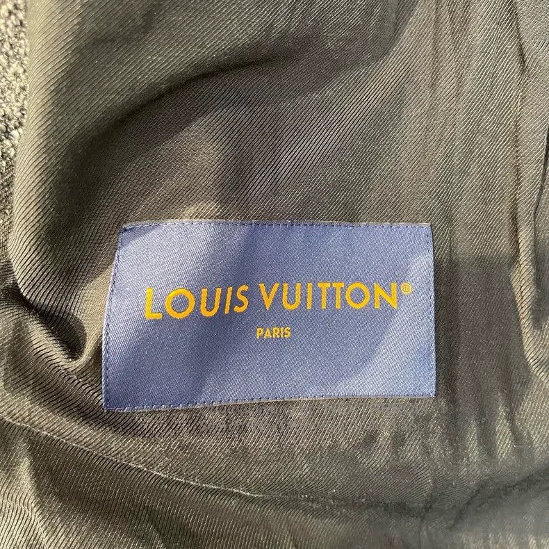 Louis Vuitton Louis Vuitton Full print chessboard jacket Size US S / EU 44-46 / 1 - 3 Thumbnail