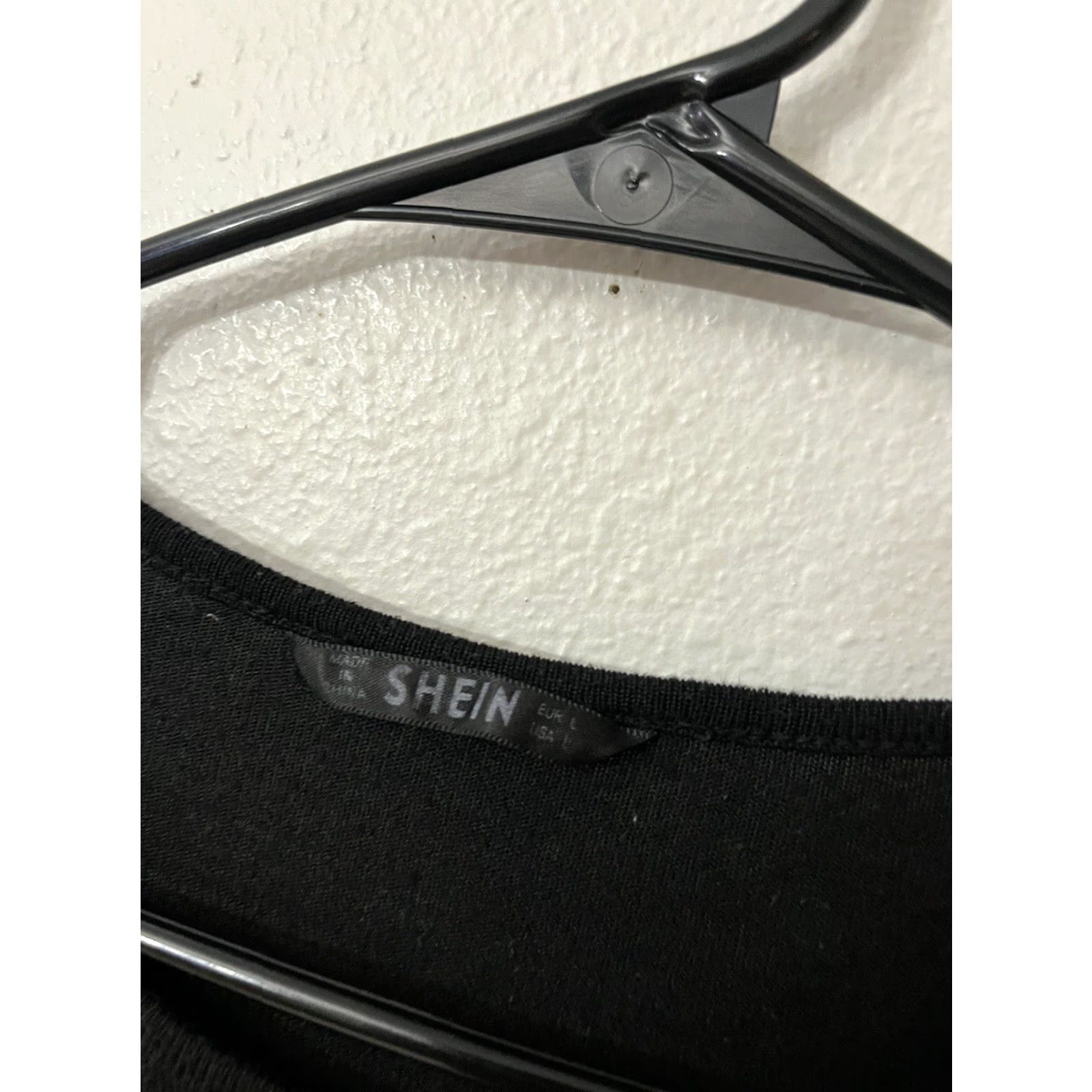 Shein SHEIN Black Women Crew Neck Solid Long Sleeve Tee L Adult Large Black Womens Top T-Shirt 95% Rayon 5% Spandex Weekend Casual Size L / US 10 / IT 46 - 3 Thumbnail